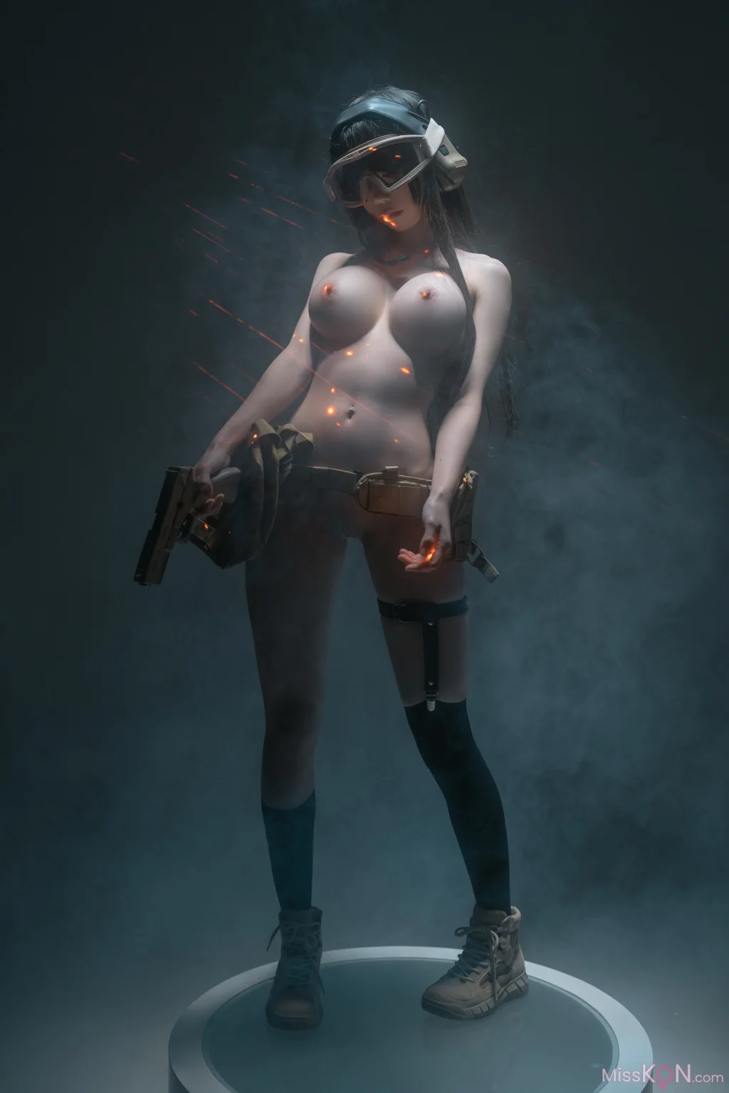 Coser@ Iron Hand Beast: Member Highlights Tactical Set (38 photos + 2 videos) Coser@ Iron Hand Beast: Member Highlights Tactical Set (38 photos + 2 videos)