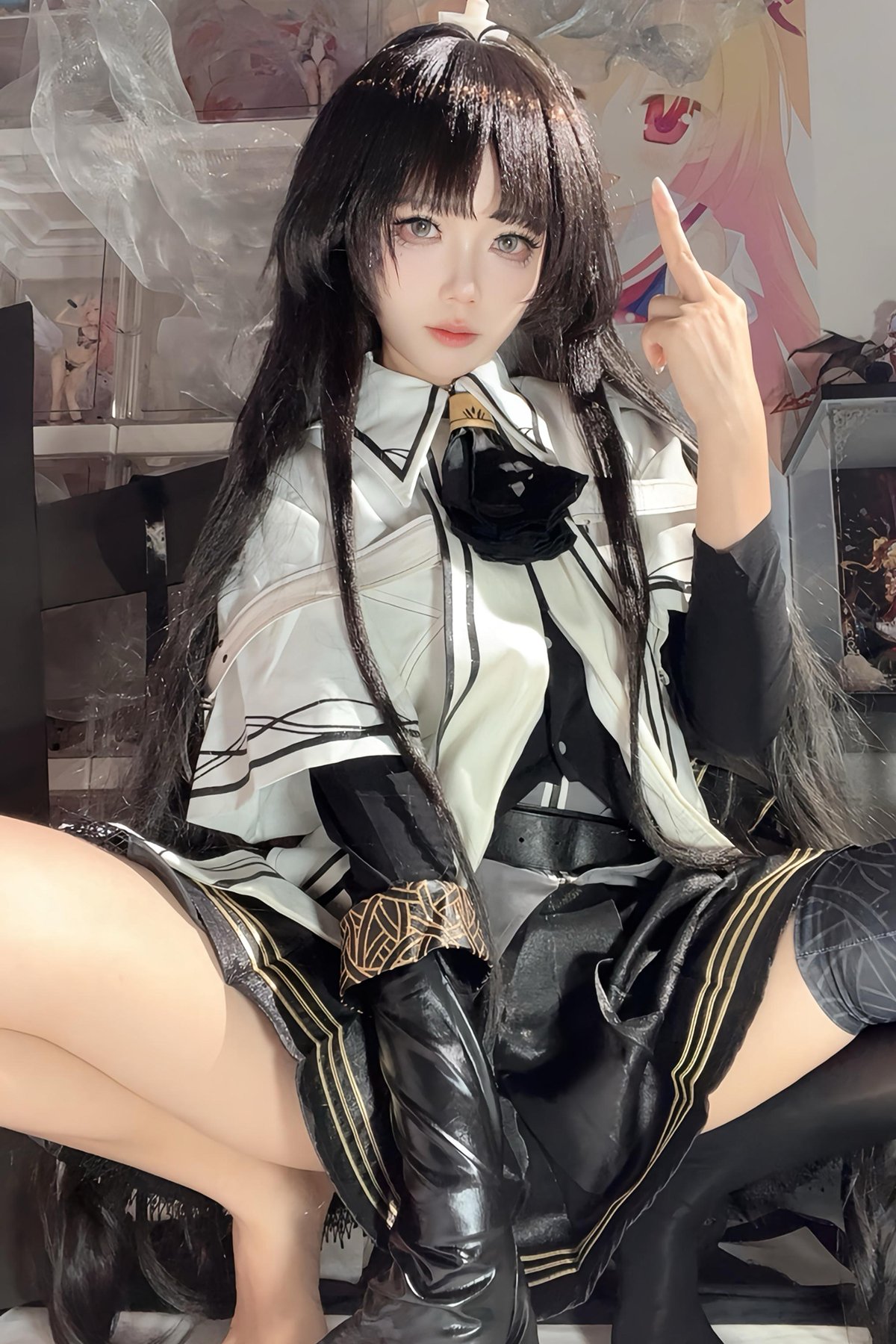 Coser@ White Oak Shirly - Arknights Arturo Part01 (66P - 28V) Coser@ White Oak Shirly - Arknights Arturo Part01 (66P - 28V)