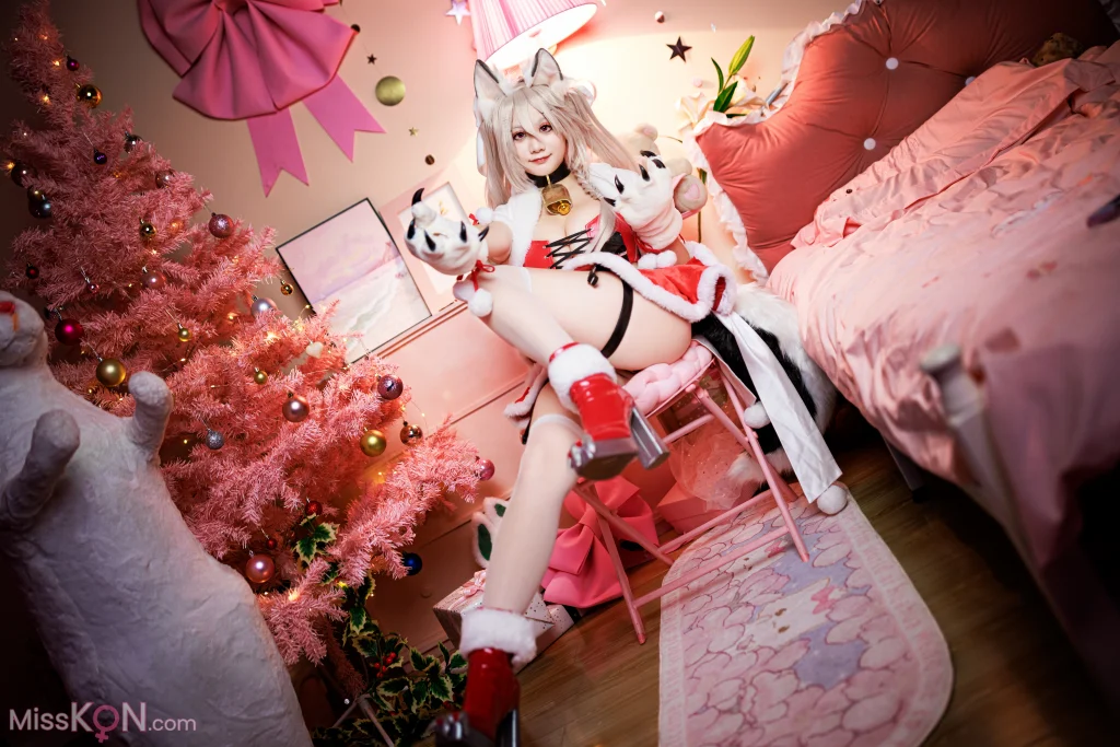 Coser@ Axue Xue: Christmas Evening Standing (53 photos) Coser@ Axue Xue: Christmas Evening Standing (53 photos)