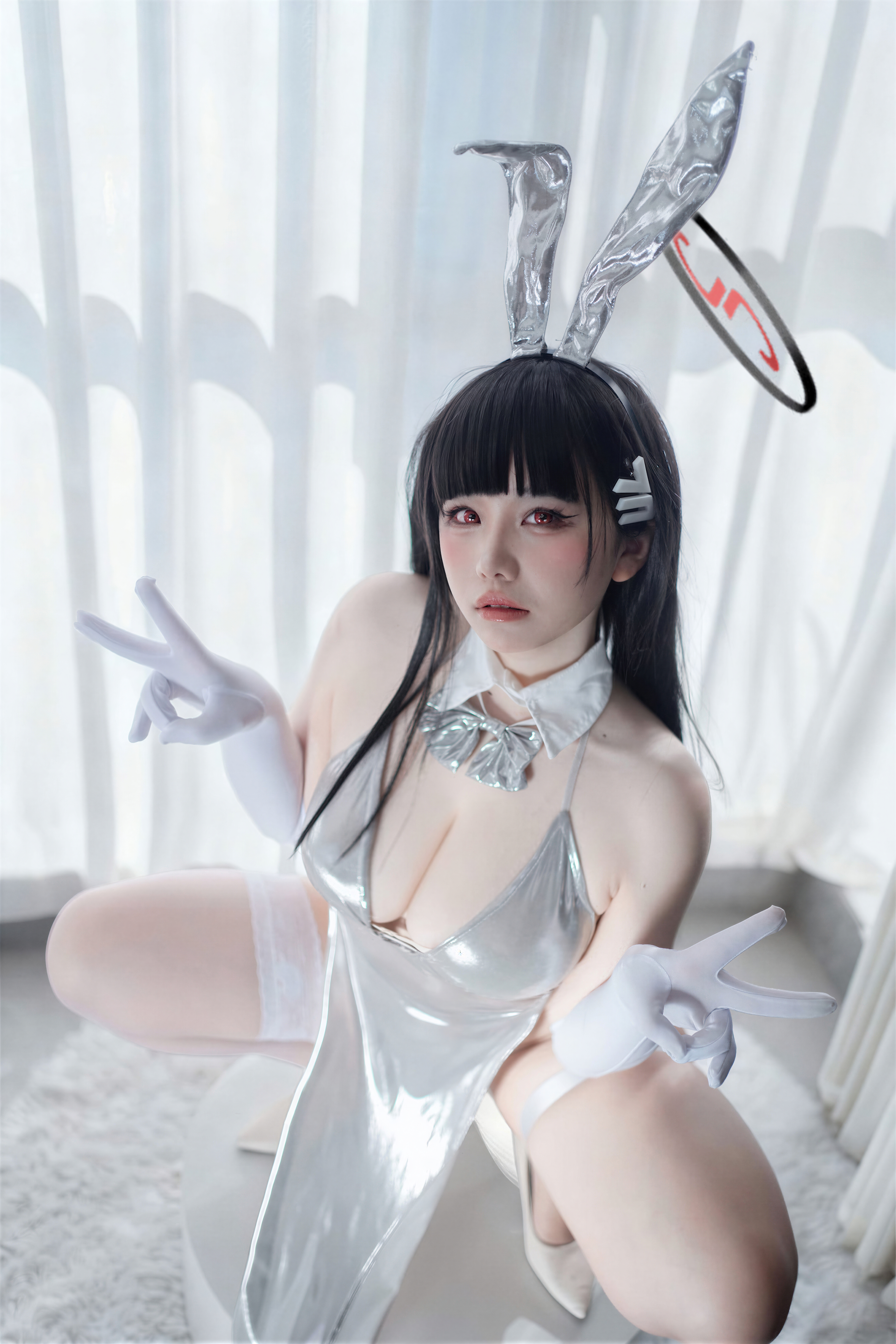 A Ban is very happy today - Blue Archive Tiaoyue Rion Silver Long Dress A Ban is very happy today - Blue Archive Tiaoyue Rion Silver Long Dress