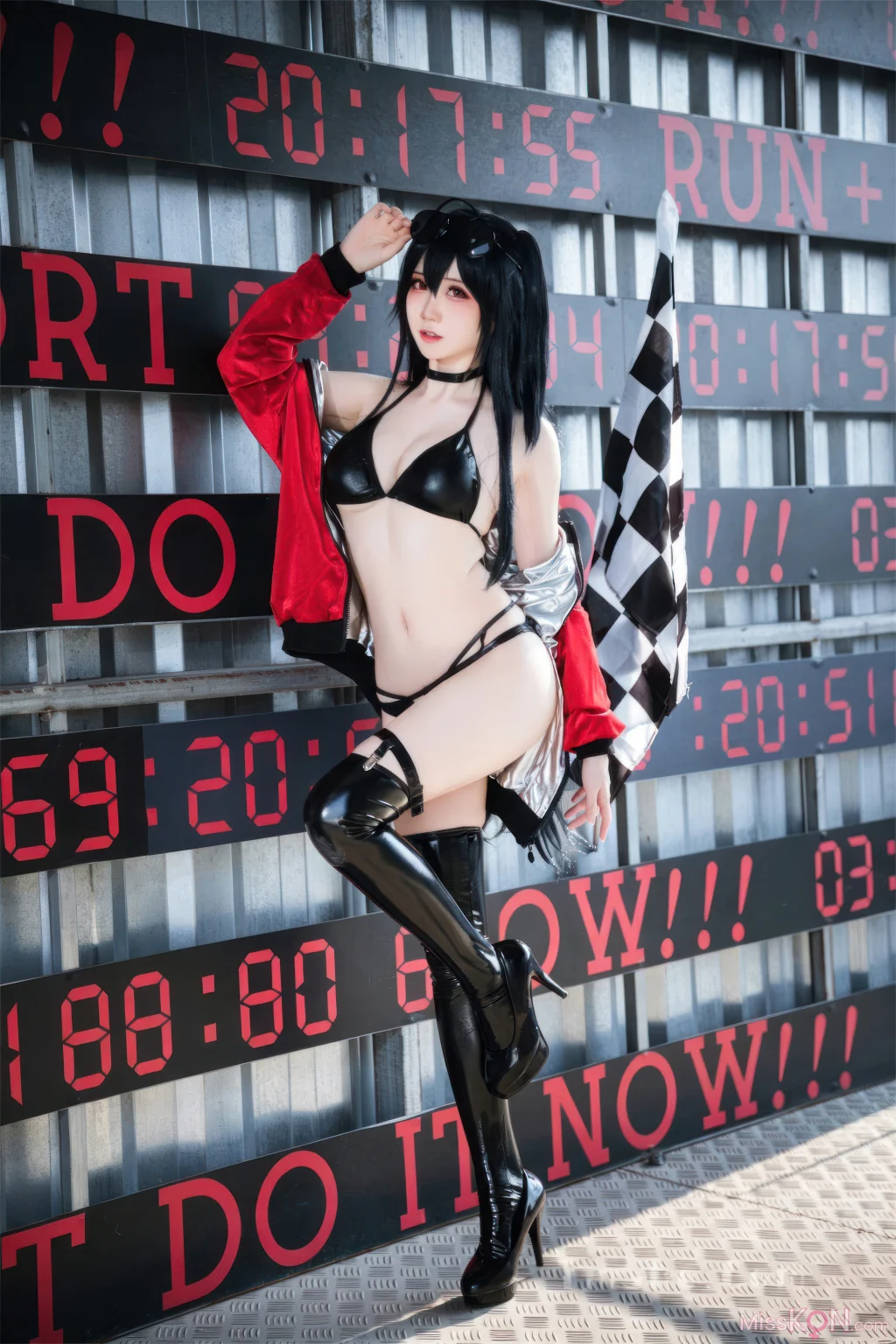 Coser@ Warm Charcoal: Azur Lane Taihou Racing Suit (32 photos) Coser@ Warm Charcoal: Azur Lane Taihou Racing Suit (32 photos)