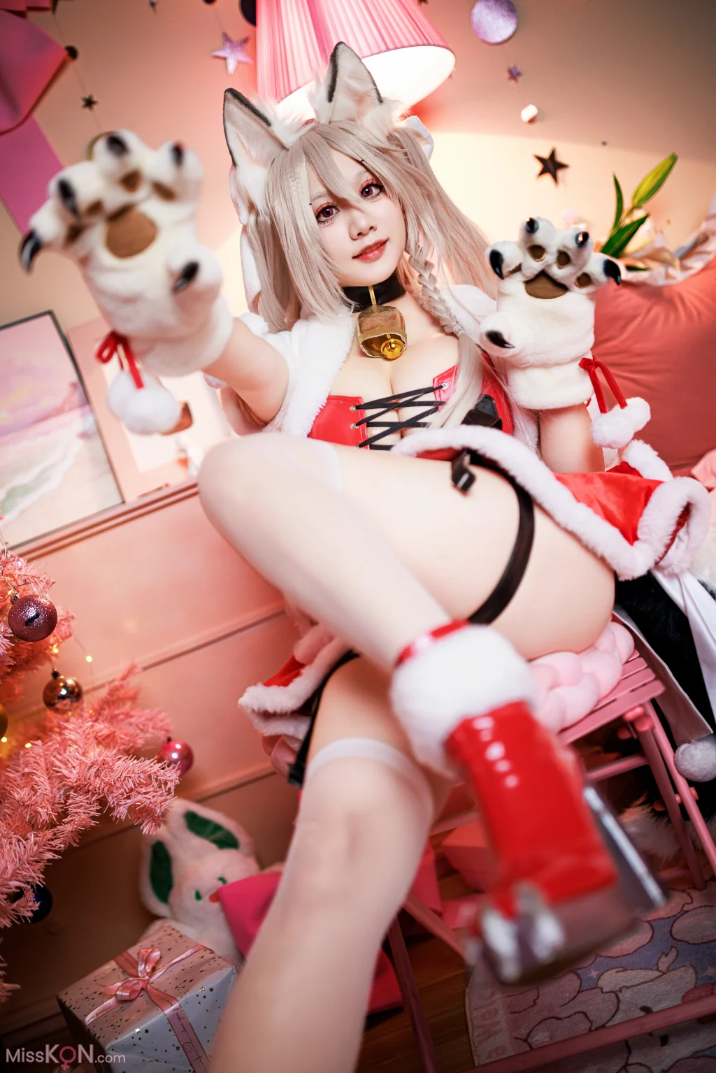 Coser@ Axue Xue: Christmas Evening Standing (53 photos) Coser@ Axue Xue: Christmas Evening Standing (53 photos)
