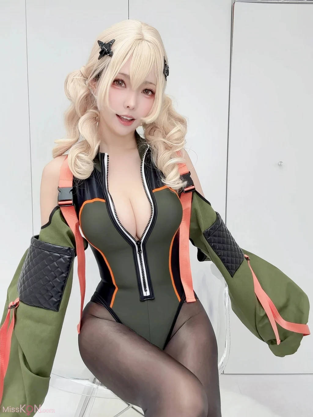 Coser@Ely_eee (ElyEE子): May 2026 Extras and Video (19 photos + 9 videos) Coser@Ely_eee (ElyEE子): May 2026 Extras and Video (19 photos + 9 videos)