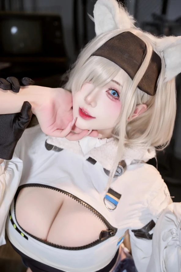 End of Night 787 - Arknights Aurora 2 End of Night 787 - Arknights Aurora