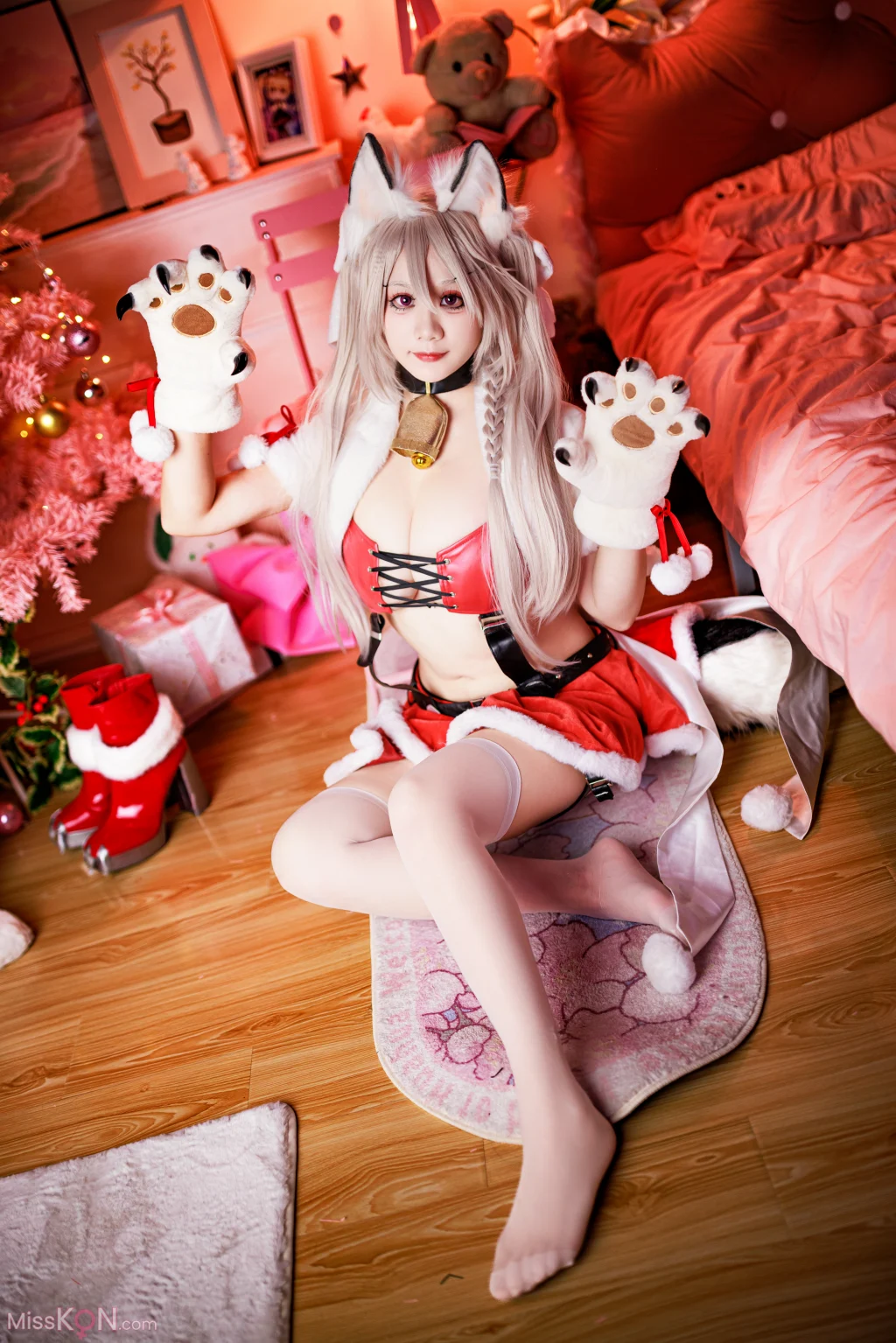 Coser@ Axue Xue: Christmas Evening Standing (53 photos) Coser@ Axue Xue: Christmas Evening Standing (53 photos)