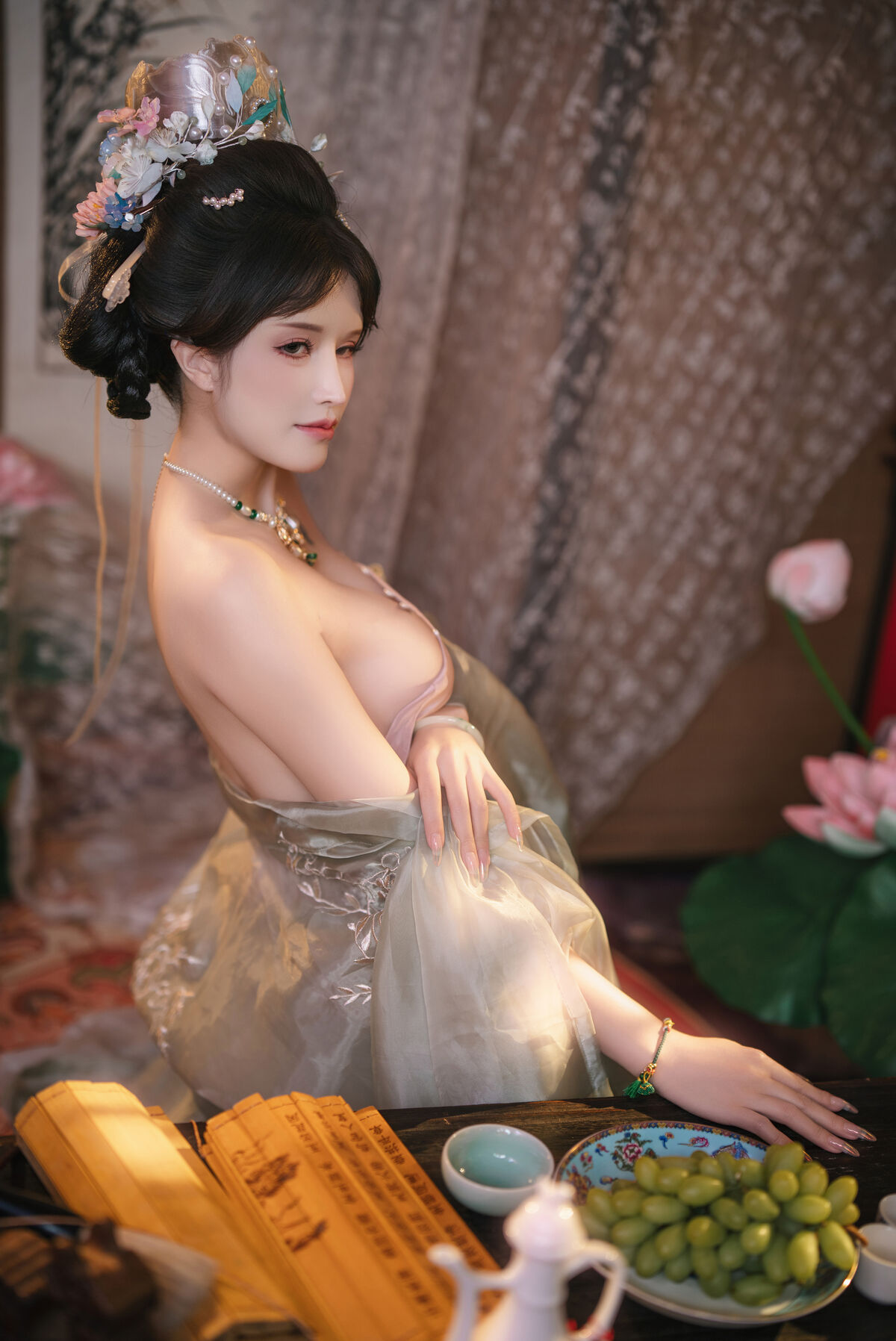 Coser@鹿八岁 - 粽你枕相思 Part02 (65P) Coser@鹿八岁 - 粽你枕相思 Part02 (65P)