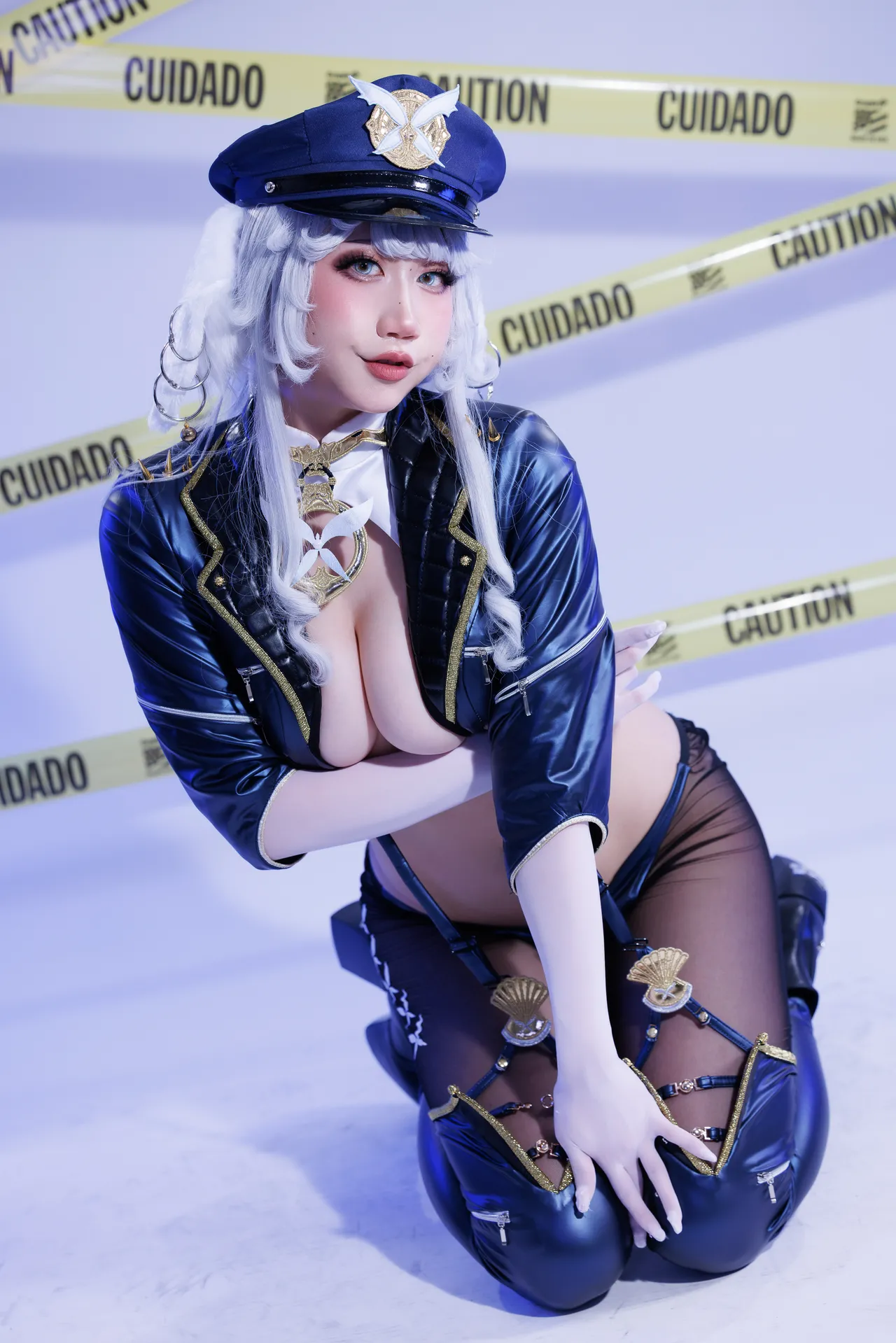 Danisaurz - Officer Shinano Danisaurz - Officer Shinano