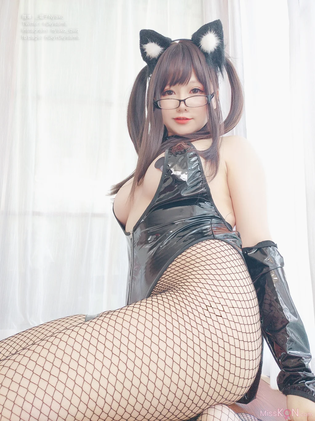 Coser@Nyako喵子: 自撮り8 漆皮猫女郎 (61 photos + 1 video) Coser@Nyako喵子: 自撮り8 漆皮猫女郎 (61 photos + 1 video)