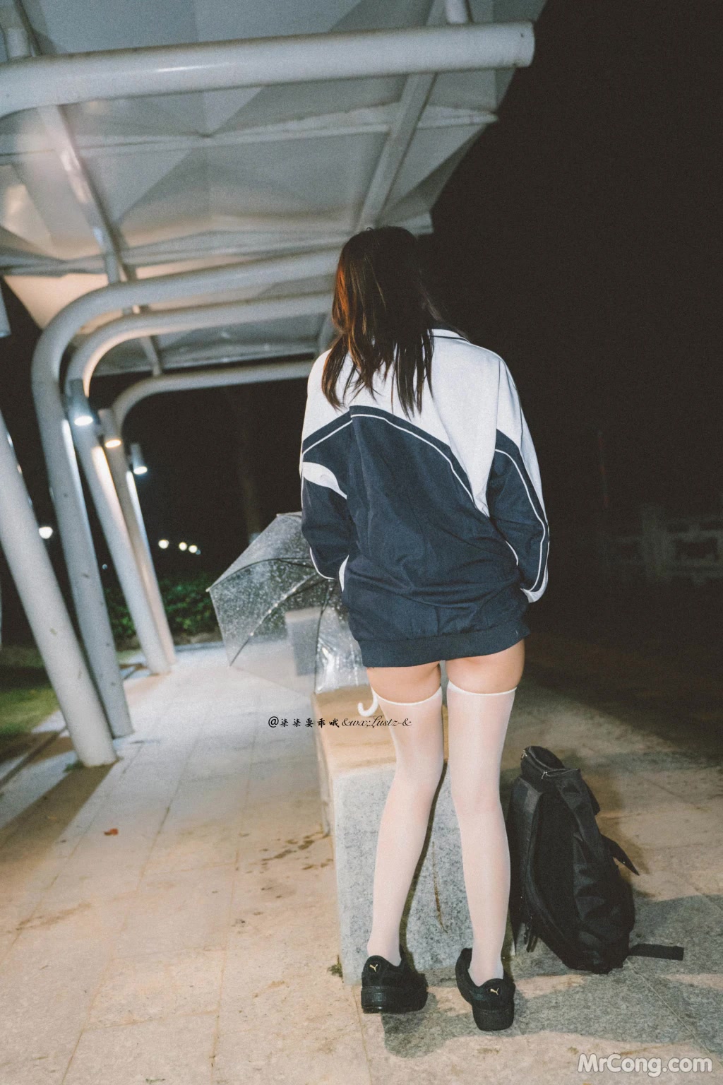Coser@柒柒要乖哦: School Uniform (42 photos + 1 video) Coser@柒柒要乖哦: School Uniform (42 photos + 1 video)
