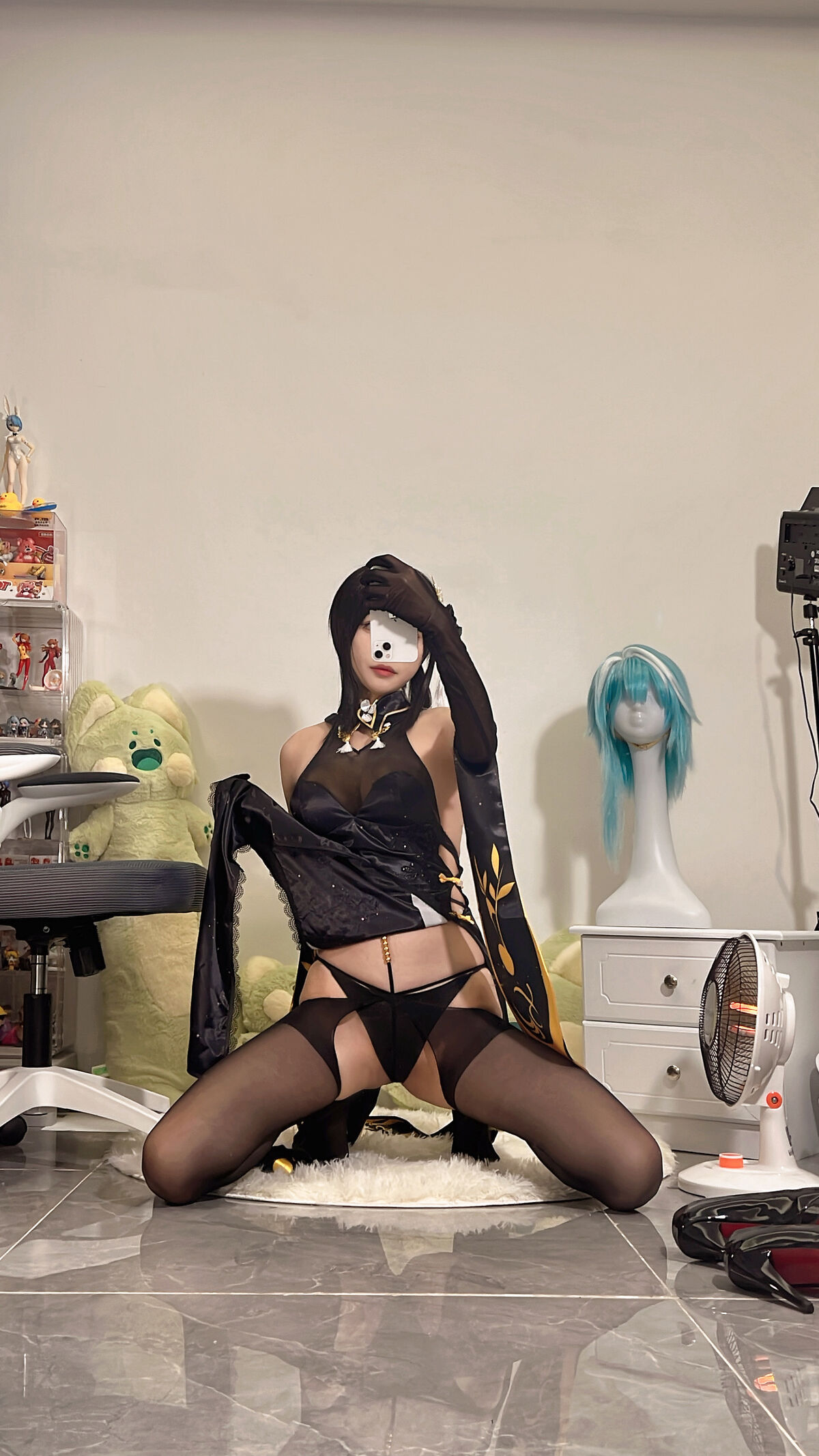 Coser@ Wuyingmeow Meow Ghost - Zhenhai Black Qipao Part01 (67P - 4V) Coser@ Wuyingmeow Meow Ghost - Zhenhai Black Qipao Part01 (67P - 4V)