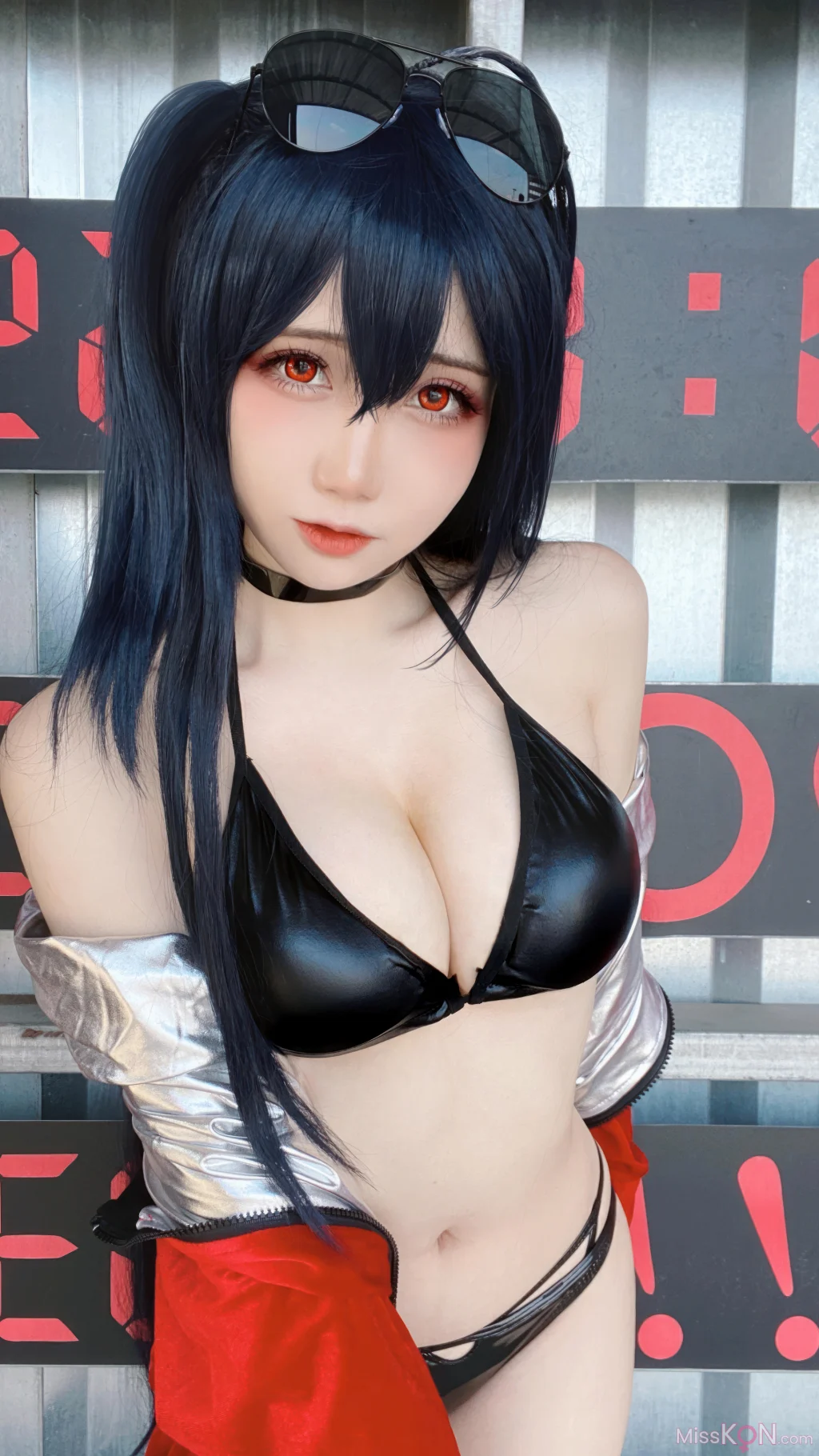 Coser@ Warm Charcoal: Azur Lane Taihou Racing Suit (32 photos) Coser@ Warm Charcoal: Azur Lane Taihou Racing Suit (32 photos)