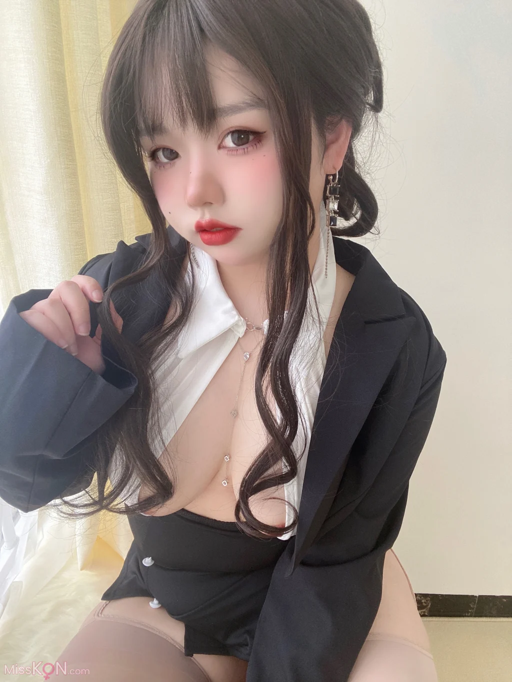 Coser@鸽鸽咕咕w(我想吃麦当劳): Sexy大姐姐 (30 photos + 1 video) Coser@鸽鸽咕咕w(我想吃麦当劳): Sexy大姐姐 (30 photos + 1 video)
