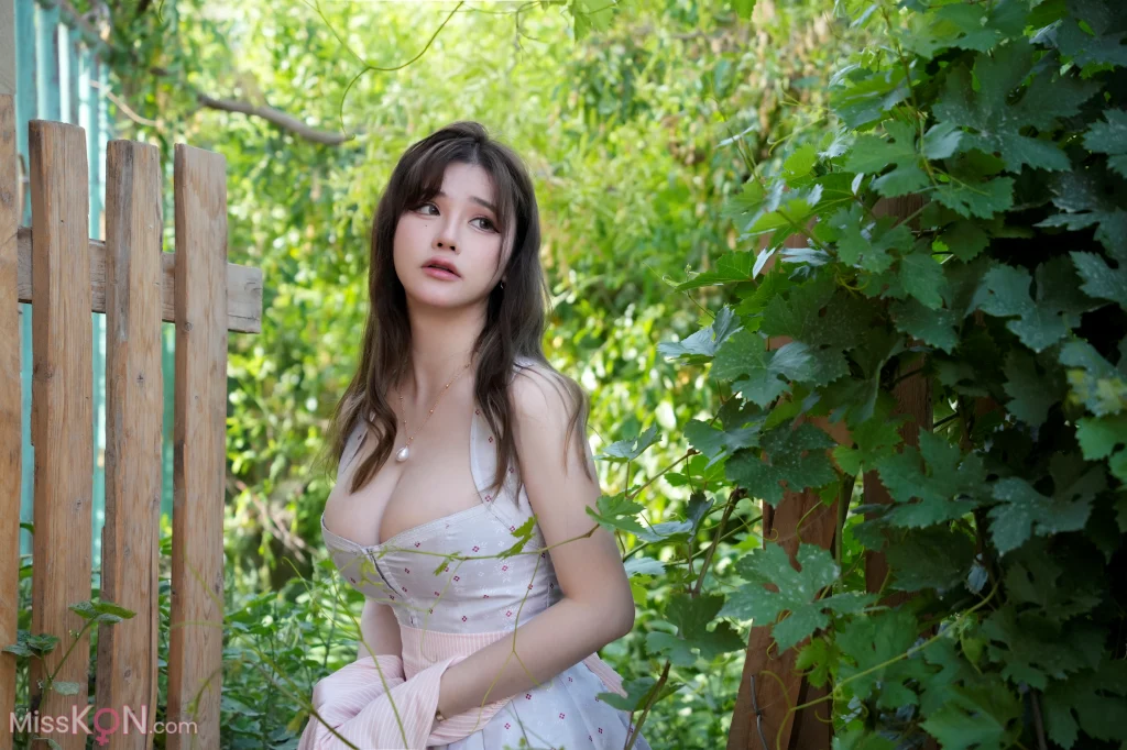 Coser@前羽_rr: 夏鸣潮 (87 photos) Coser@前羽_rr: 夏鸣潮 (87 photos)