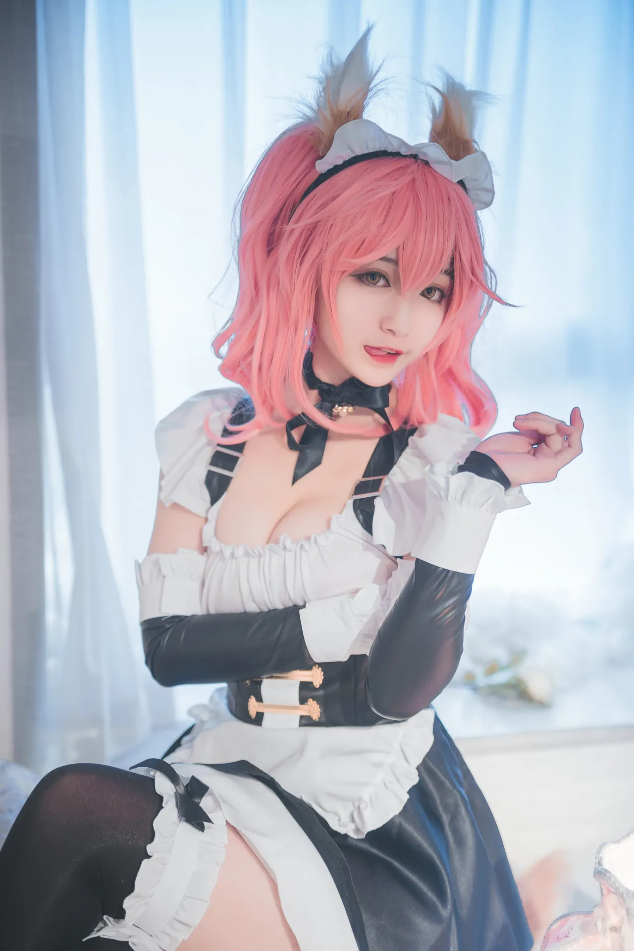 In front of Tamamo In front of Tamamo