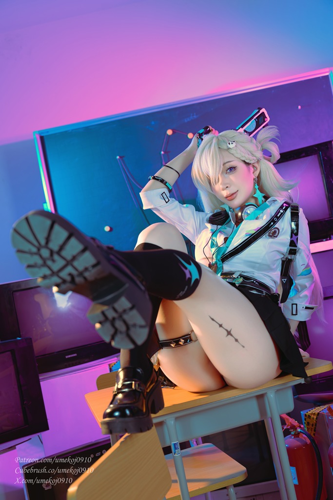Umeko J – Lynae Umeko J – Lynae