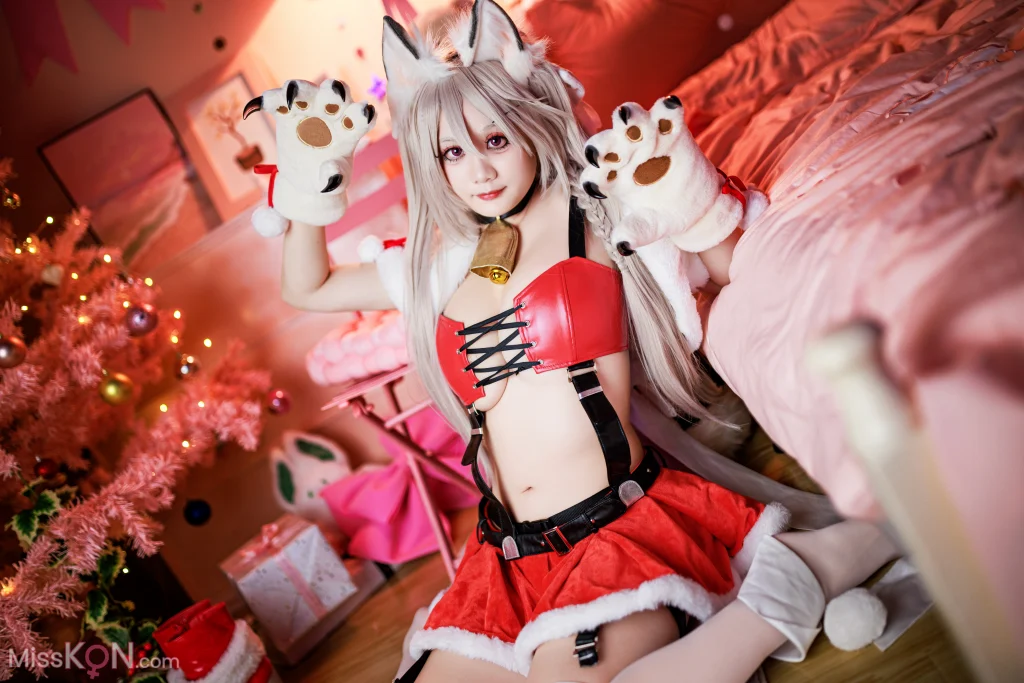Coser@ Axue Xue: Christmas Evening Standing (53 photos) Coser@ Axue Xue: Christmas Evening Standing (53 photos)