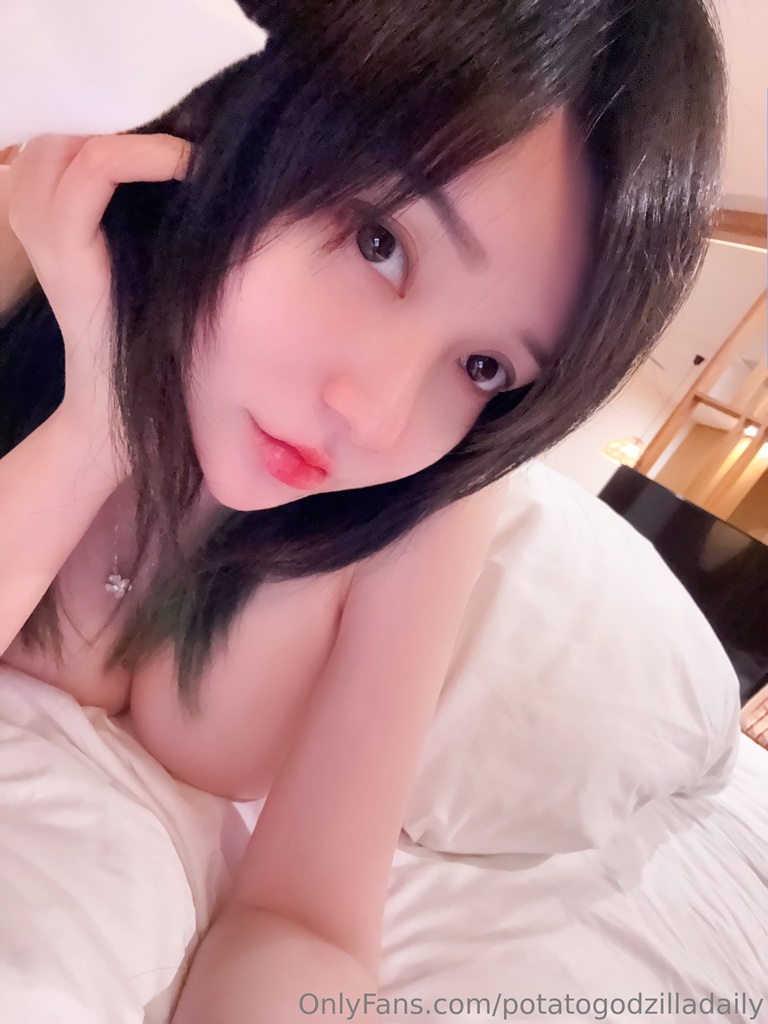Potato Godzilla – OnlyFans Nude Nov 1-30, 2024 Potato Godzilla – OnlyFans Nude Nov 1-30, 2024