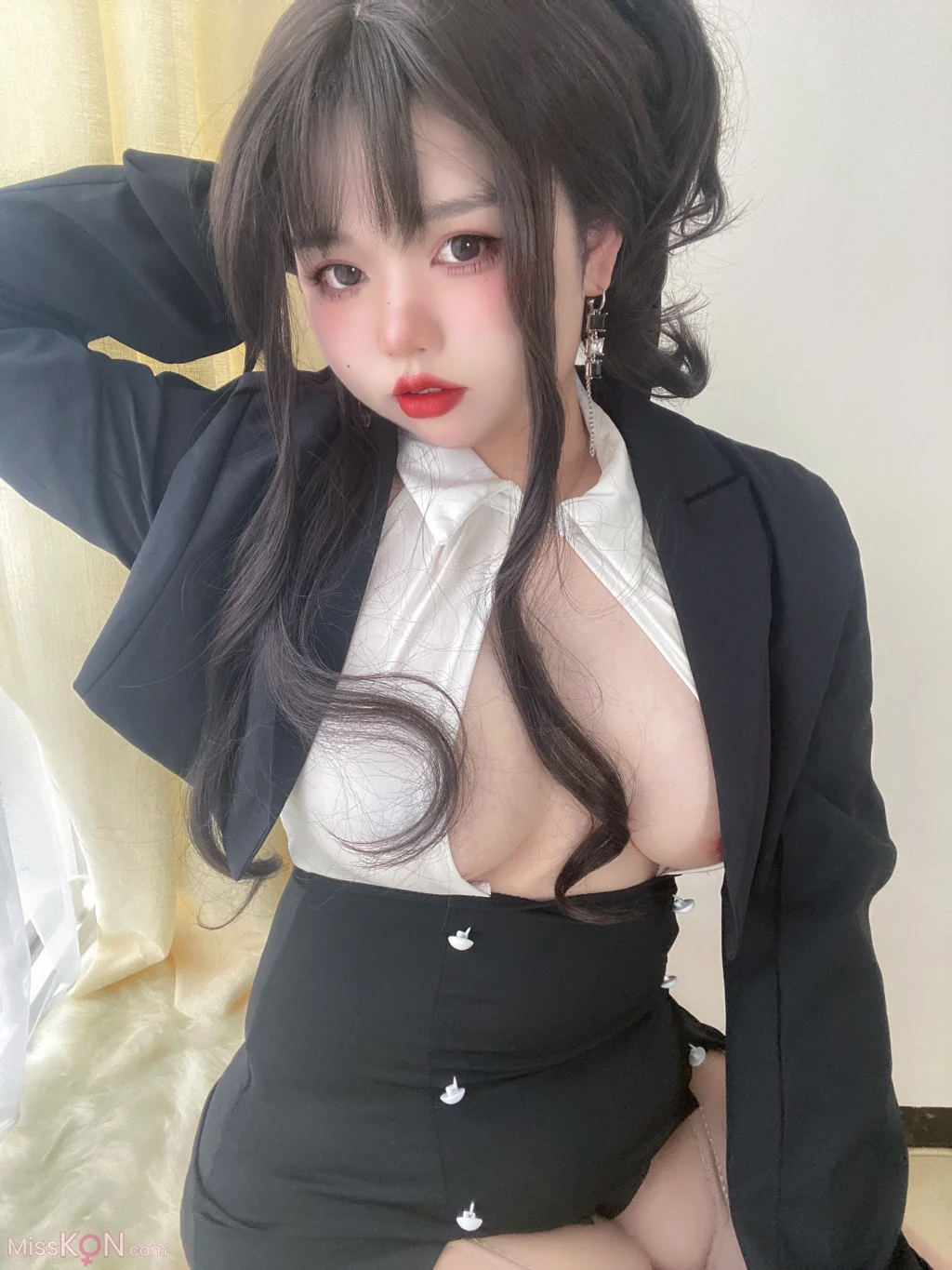 Coser@鸽鸽咕咕w(我想吃麦当劳): Sexy大姐姐 (30 photos + 1 video) Coser@鸽鸽咕咕w(我想吃麦当劳): Sexy大姐姐 (30 photos + 1 video)