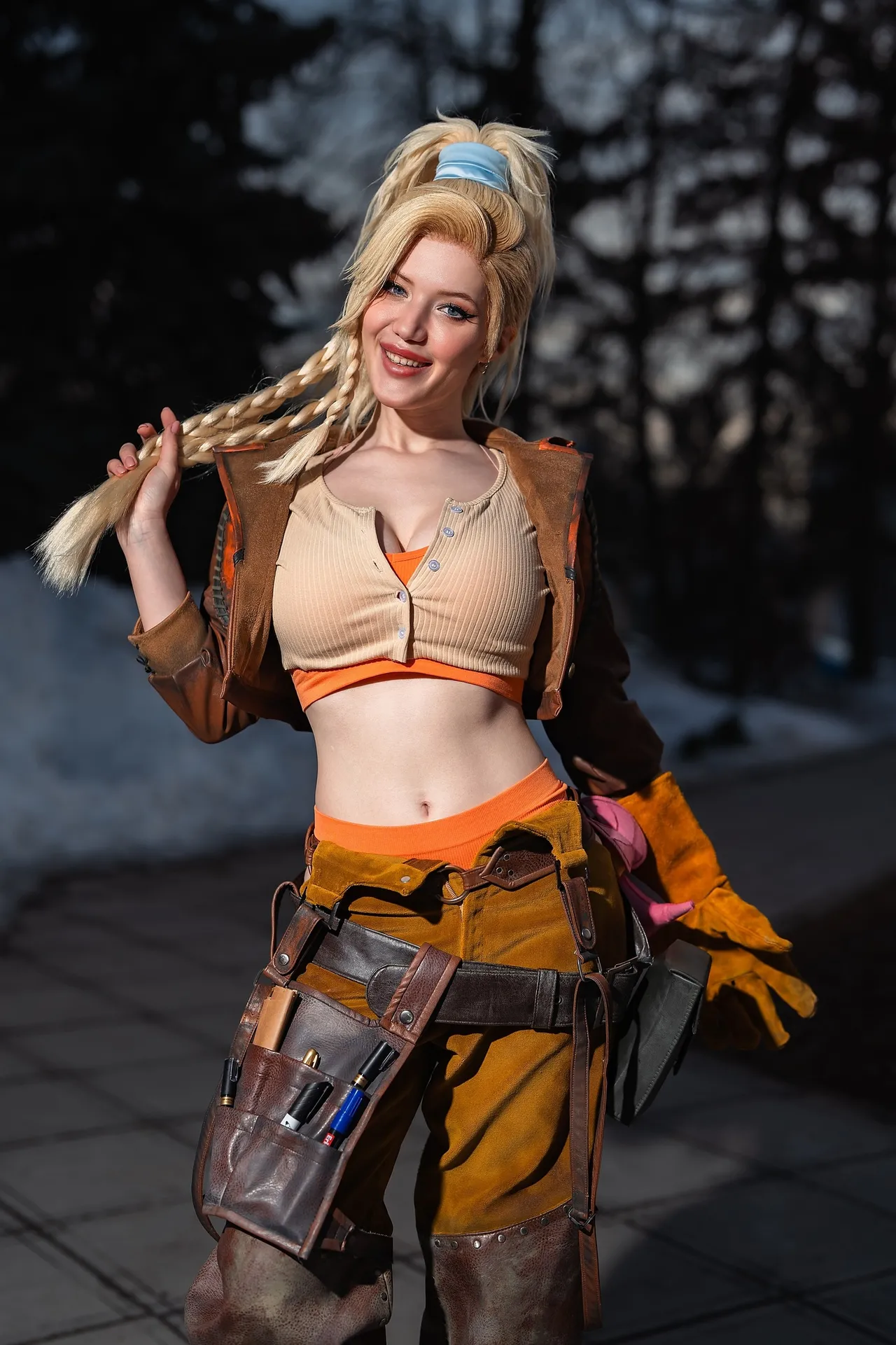Lada Lyumos - Gemma (Monster Hunter) Lada Lyumos - Gemma (Monster Hunter)