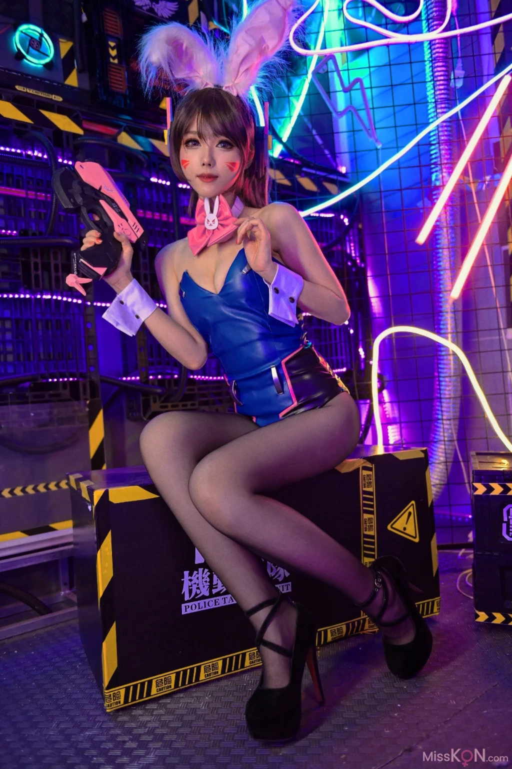 Coser@钛合金TiTi: 兔女郎DVA (23 photos) Coser@钛合金TiTi: 兔女郎DVA (23 photos)