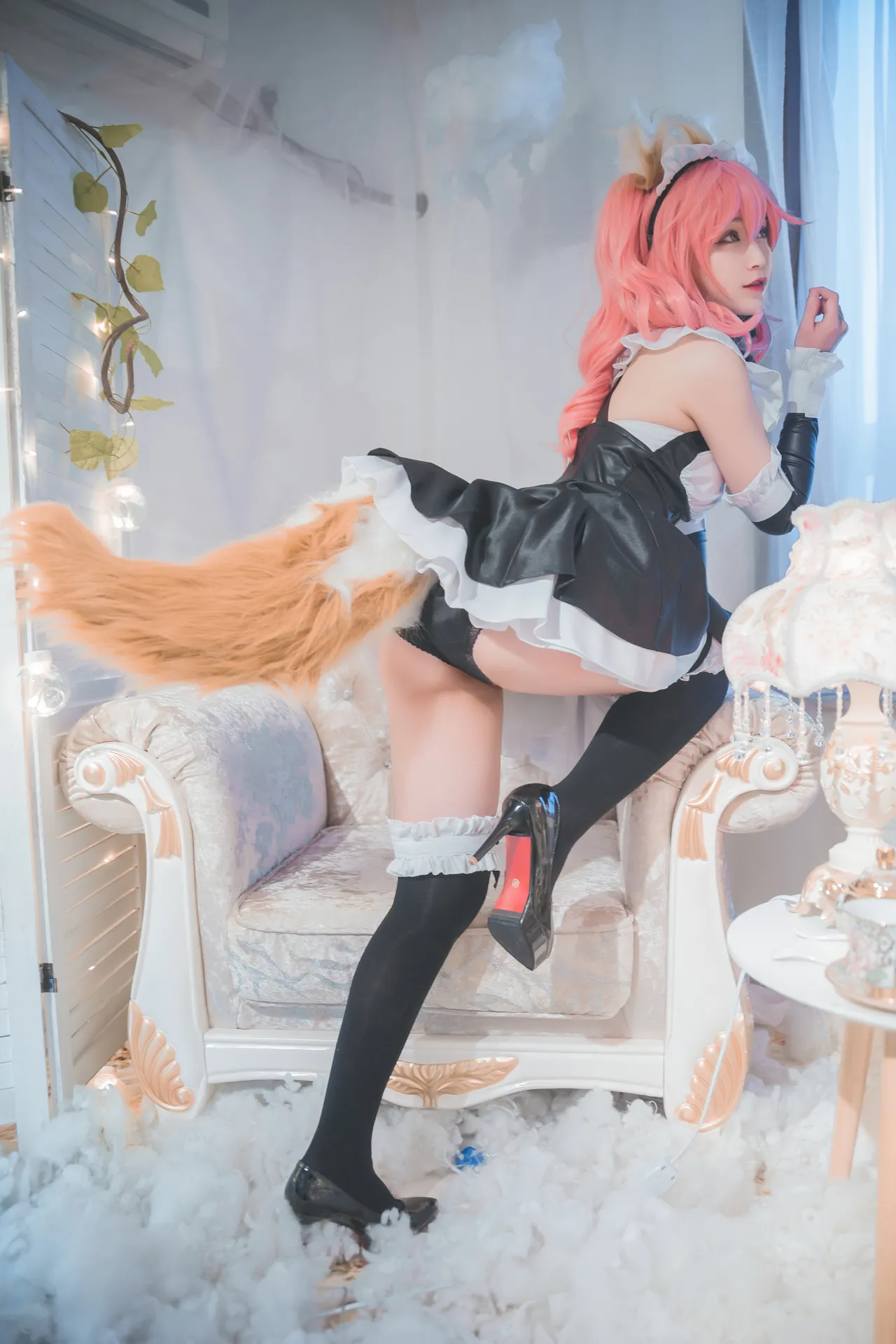 In front of Tamamo In front of Tamamo