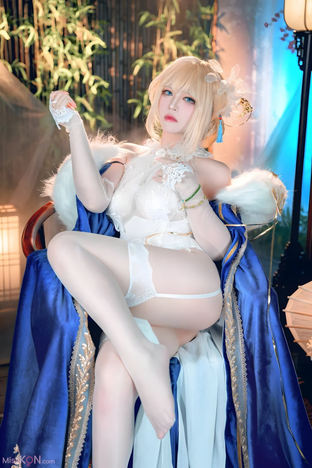Coser@ Half-Child: Joan of Arc Lantern Flower Wedding Dress Saintess Lantern Festival (58 photos) Coser@ Half-Child: Joan of Arc Lantern Flower Wedding Dress Saintess Lantern Festival (58 photos)