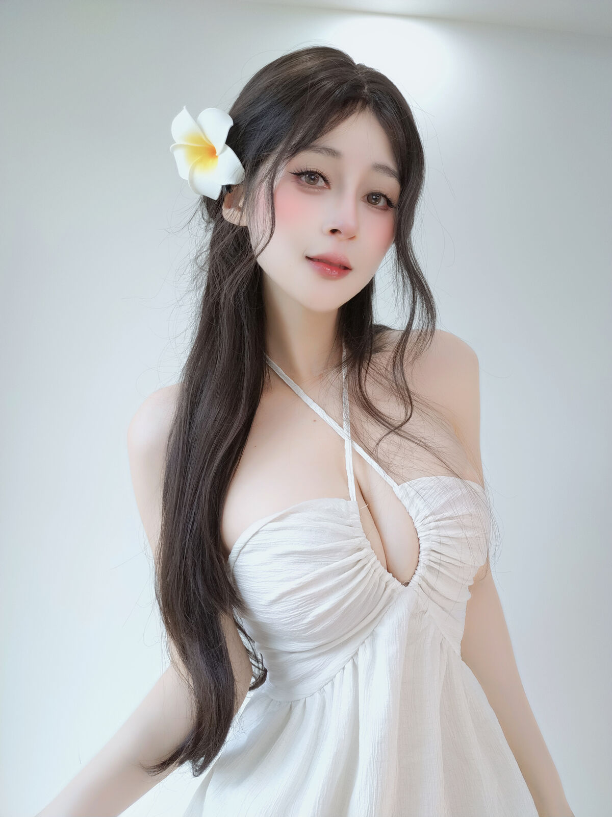 Coser@ Silver 81 - Fantia September 2025 Member Collection 15 Sets Part 01 (49P - 6V) Coser@ Silver 81 - Fantia September 2025 Member Collection 15 Sets Part 01 (49P - 6V)