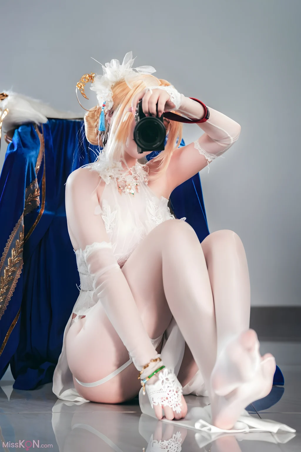 Coser@ Half-Child: Joan of Arc Lantern Flower Wedding Dress Saintess Lantern Festival (58 photos) Coser@ Half-Child: Joan of Arc Lantern Flower Wedding Dress Saintess Lantern Festival (58 photos)