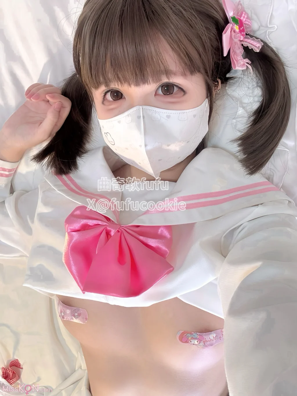 Coser@曲奇软fufu: 白丝jk萝莉 (26 photos + 4 videos) Coser@曲奇软fufu: 白丝jk萝莉 (26 photos + 4 videos)
