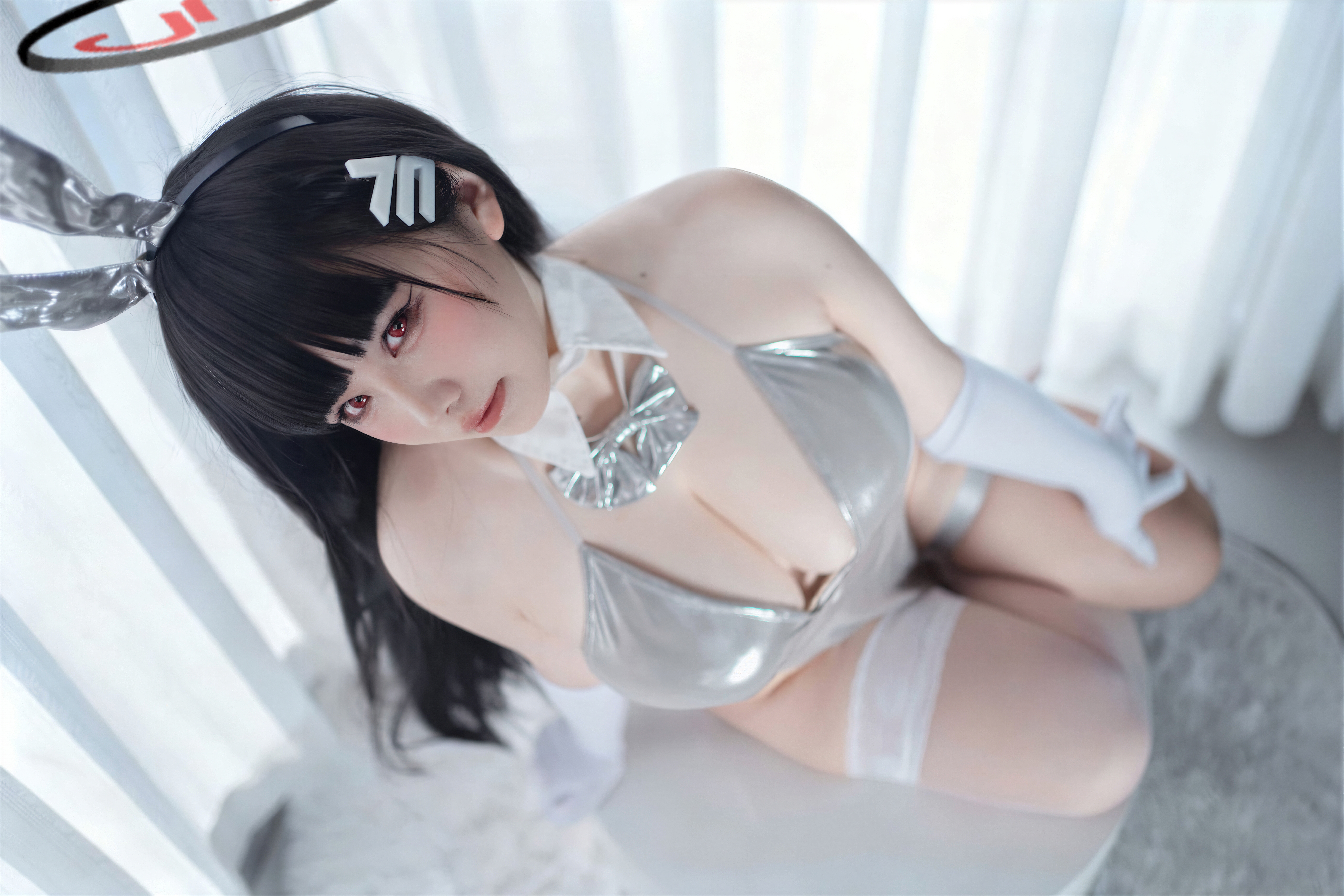 A Ban is very happy today - Blue Archive Tiaoyue Rion Silver Long Dress A Ban is very happy today - Blue Archive Tiaoyue Rion Silver Long Dress