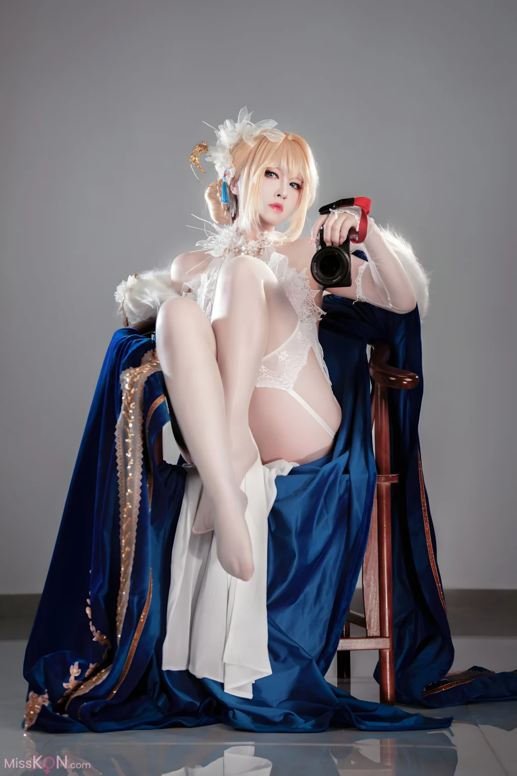 Coser@ Half-Child: Joan of Arc Lantern Flower Wedding Dress Saintess Lantern Festival (58 photos) Coser@ Half-Child: Joan of Arc Lantern Flower Wedding Dress Saintess Lantern Festival (58 photos)