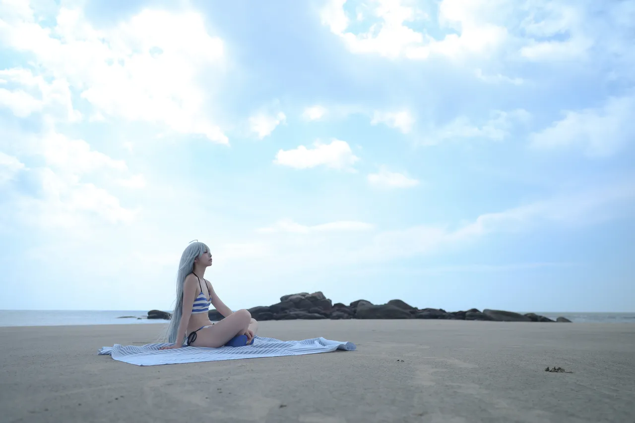 G44 does not hurt the Phantom swimsuit G44 does not hurt the Phantom swimsuit