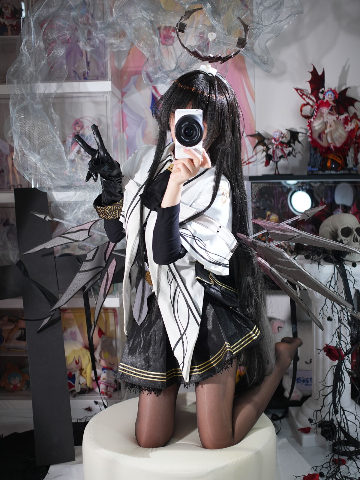 Coser@ White Oak Shirly - Arknights Arturo Part01 (66P - 28V) Coser@ White Oak Shirly - Arknights Arturo Part01 (66P - 28V)