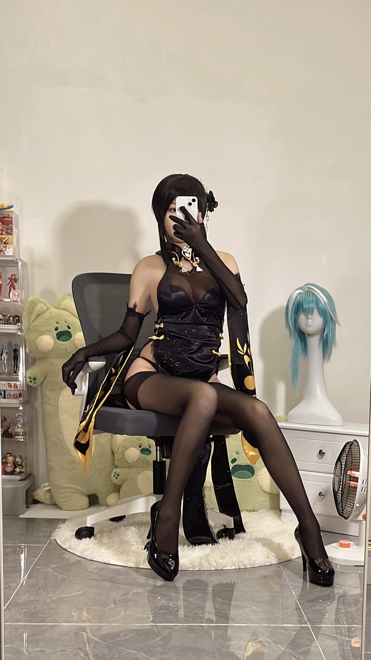 Coser@ Wuyingmeow Meow Ghost - Zhenhai Black Qipao Part01 (67P - 4V) Coser@ Wuyingmeow Meow Ghost - Zhenhai Black Qipao Part01 (67P - 4V)