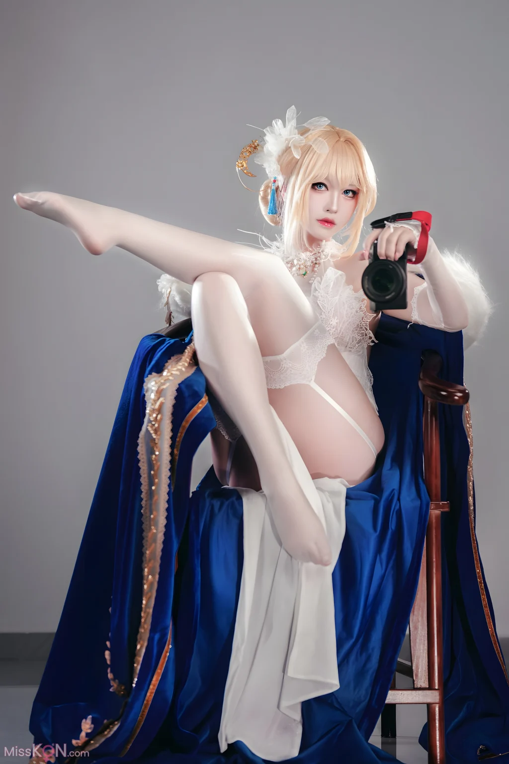 Coser@ Half-Child: Joan of Arc Lantern Flower Wedding Dress Saintess Lantern Festival (58 photos) Coser@ Half-Child: Joan of Arc Lantern Flower Wedding Dress Saintess Lantern Festival (58 photos)