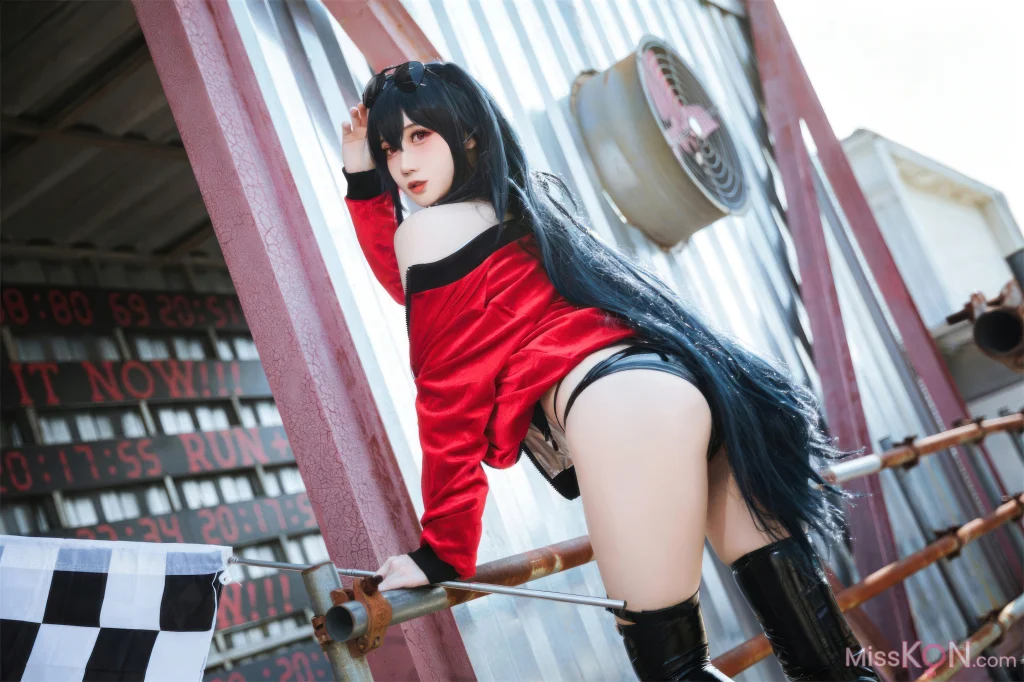 Coser@ Warm Charcoal: Azur Lane Taihou Racing Suit (32 photos) Coser@ Warm Charcoal: Azur Lane Taihou Racing Suit (32 photos)