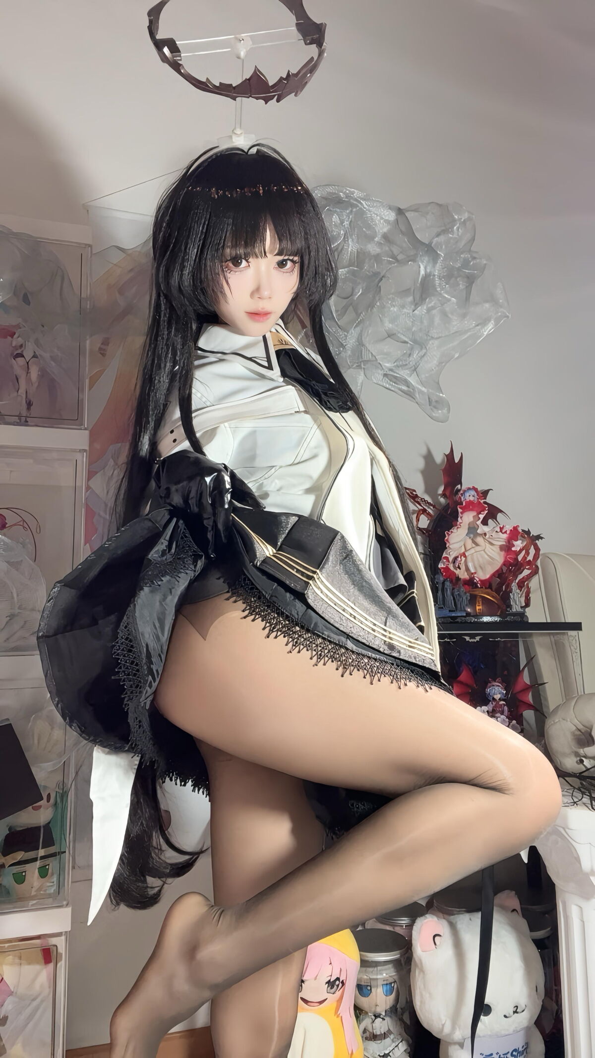 Coser@ White Oak Shirly - Arknights Arturo Part01 (66P - 28V) Coser@ White Oak Shirly - Arknights Arturo Part01 (66P - 28V)