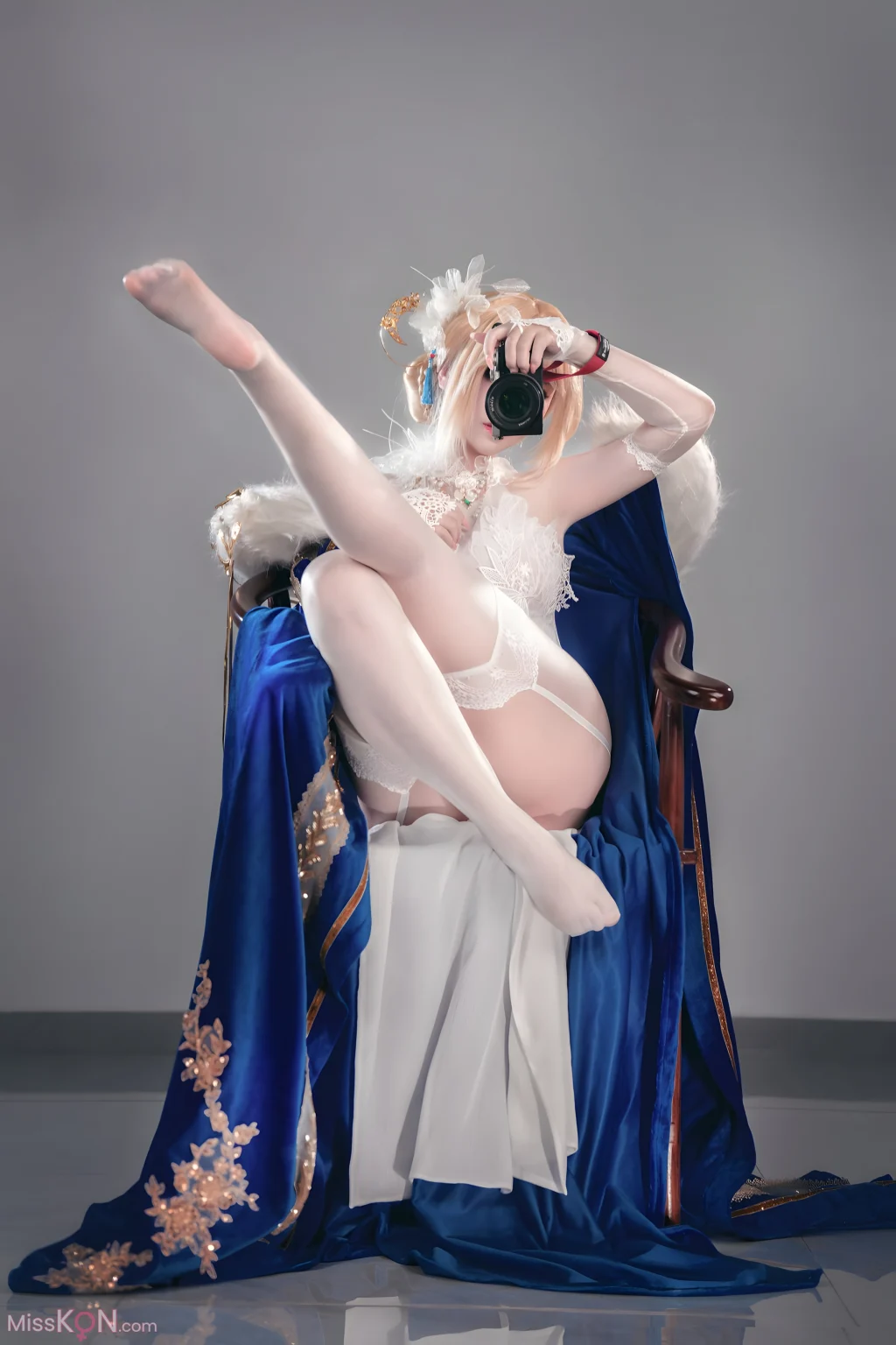 Coser@ Half-Child: Joan of Arc Lantern Flower Wedding Dress Saintess Lantern Festival (58 photos) Coser@ Half-Child: Joan of Arc Lantern Flower Wedding Dress Saintess Lantern Festival (58 photos)