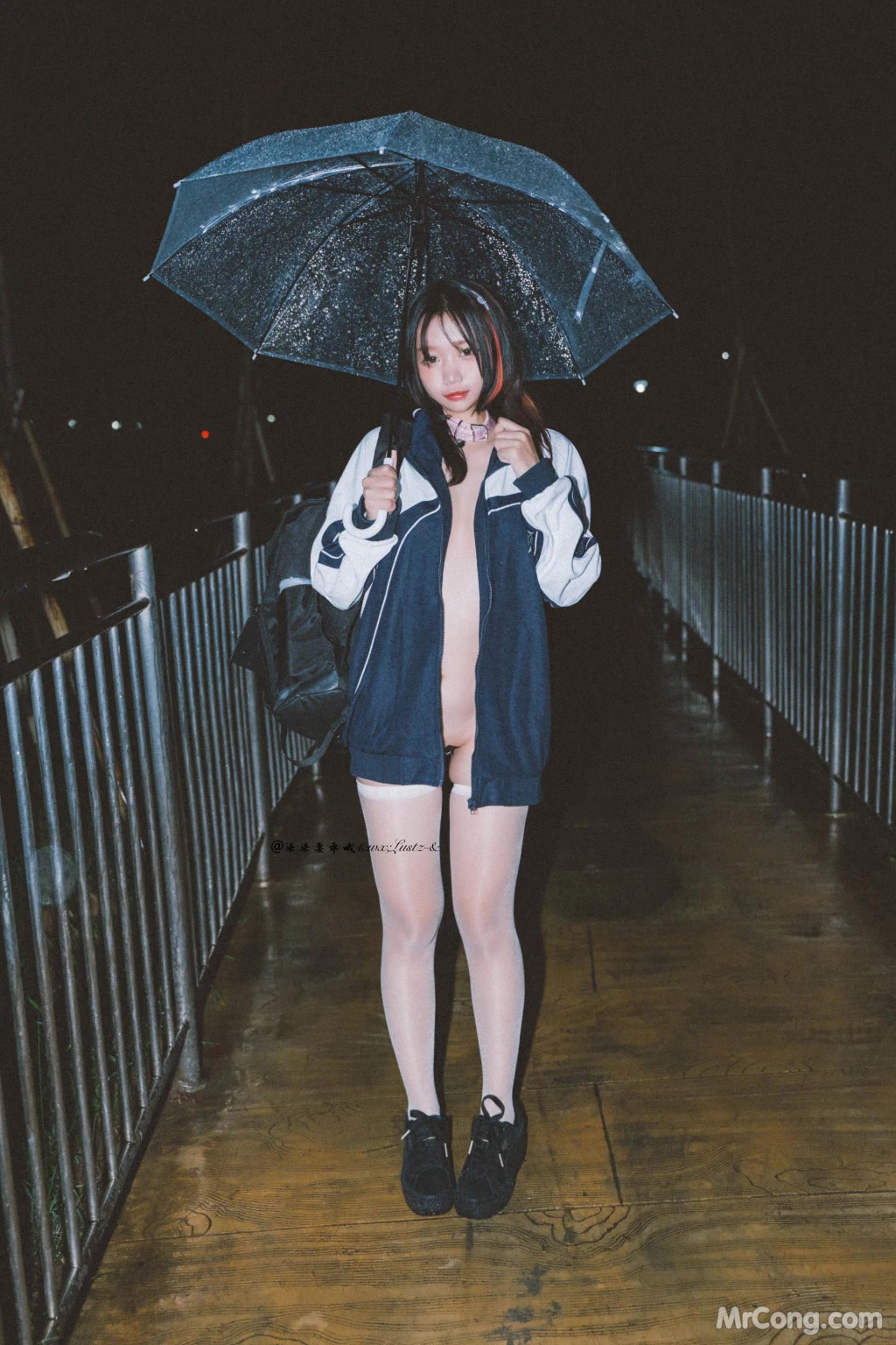 Coser@柒柒要乖哦: School Uniform (42 photos + 1 video) Coser@柒柒要乖哦: School Uniform (42 photos + 1 video)