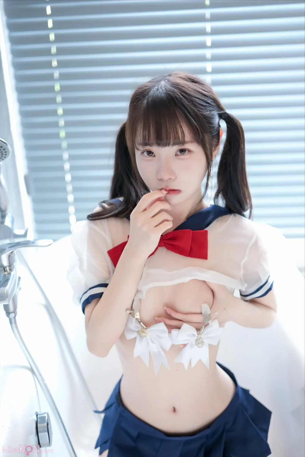Coser@ Coco Little White Rabbit: Transparent School Uniform (64 photos) Coser@ Coco Little White Rabbit: Transparent School Uniform (64 photos)