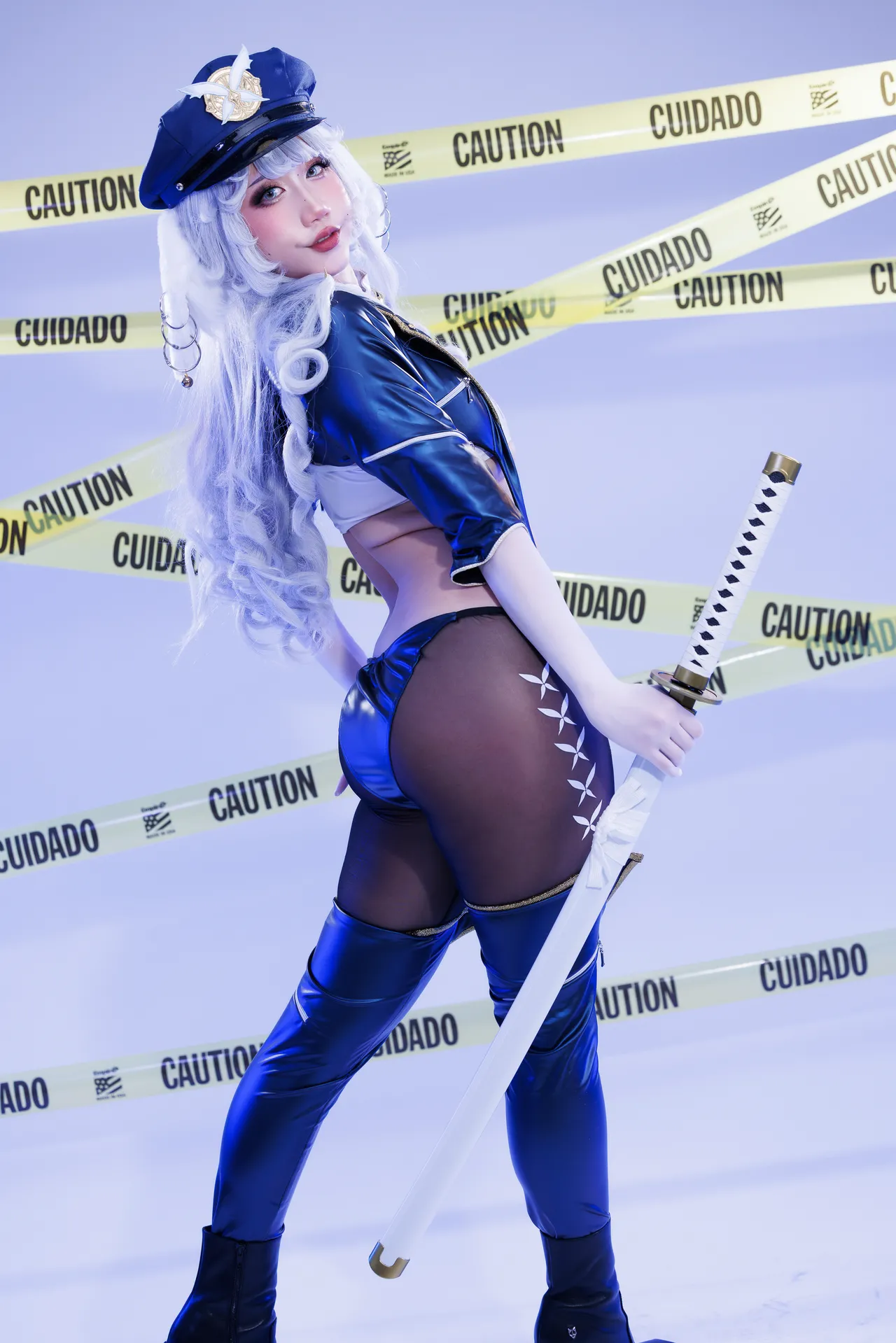 Danisaurz - Officer Shinano Danisaurz - Officer Shinano