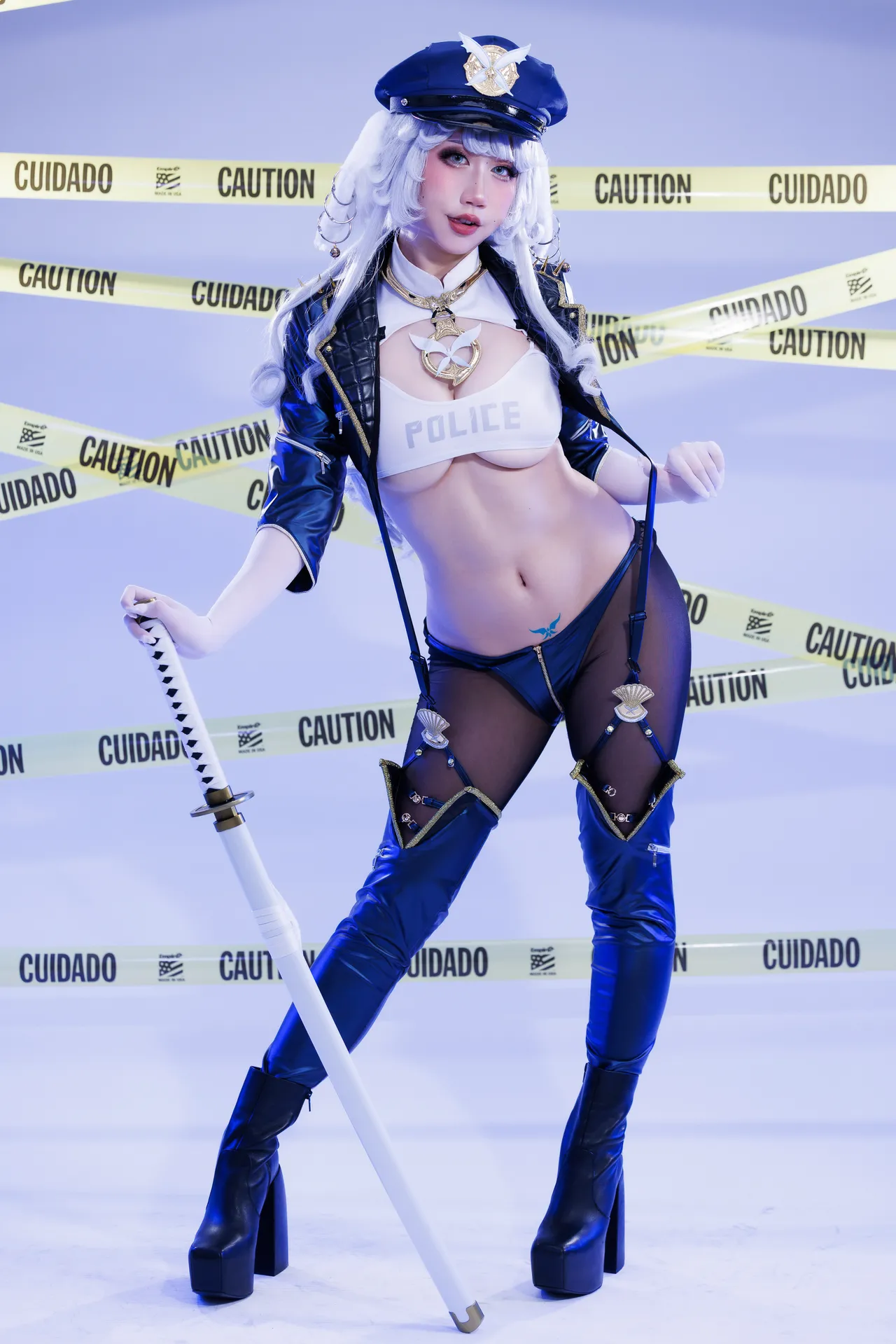 Danisaurz - Officer Shinano Danisaurz - Officer Shinano