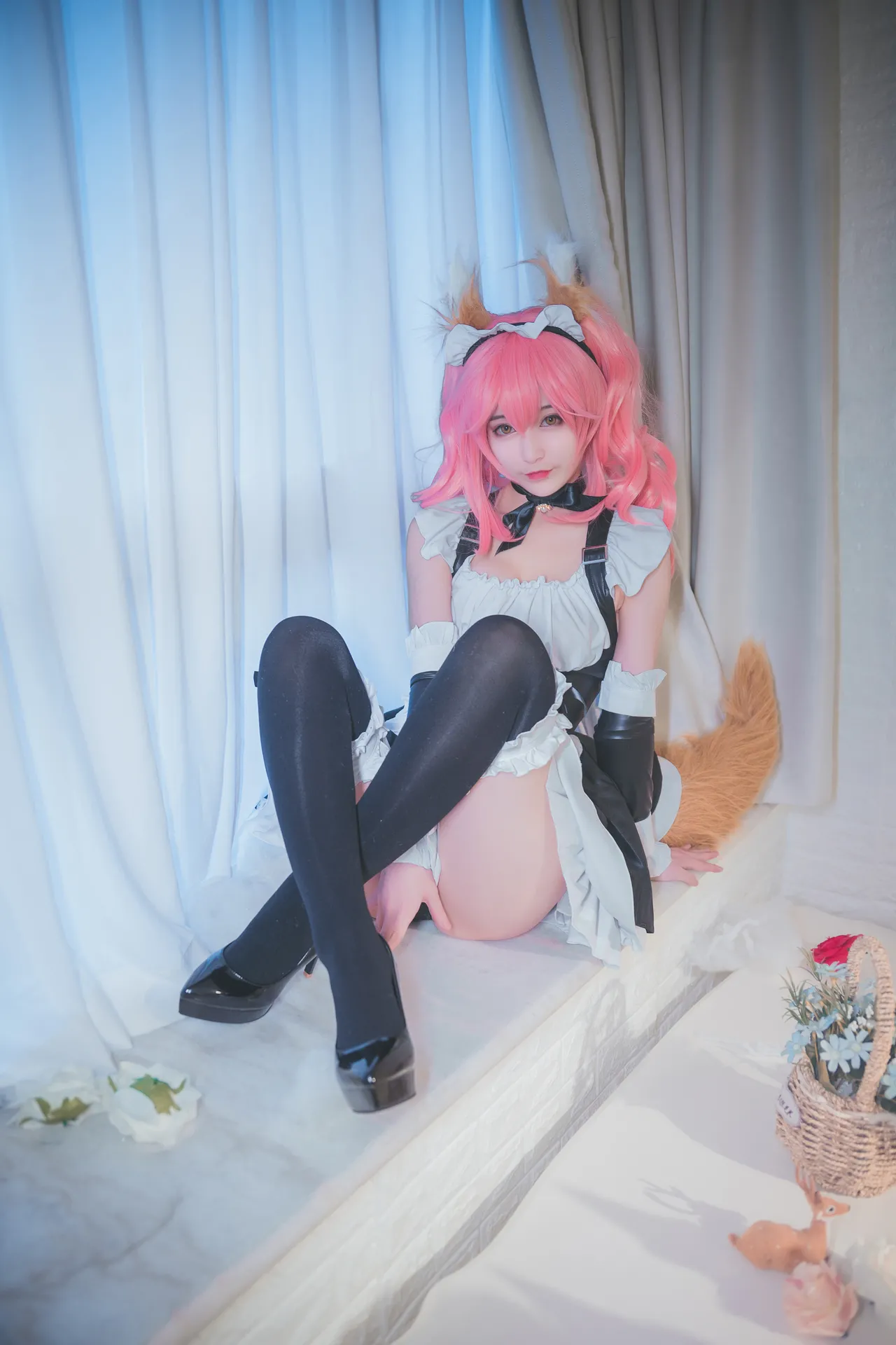 In front of Tamamo In front of Tamamo