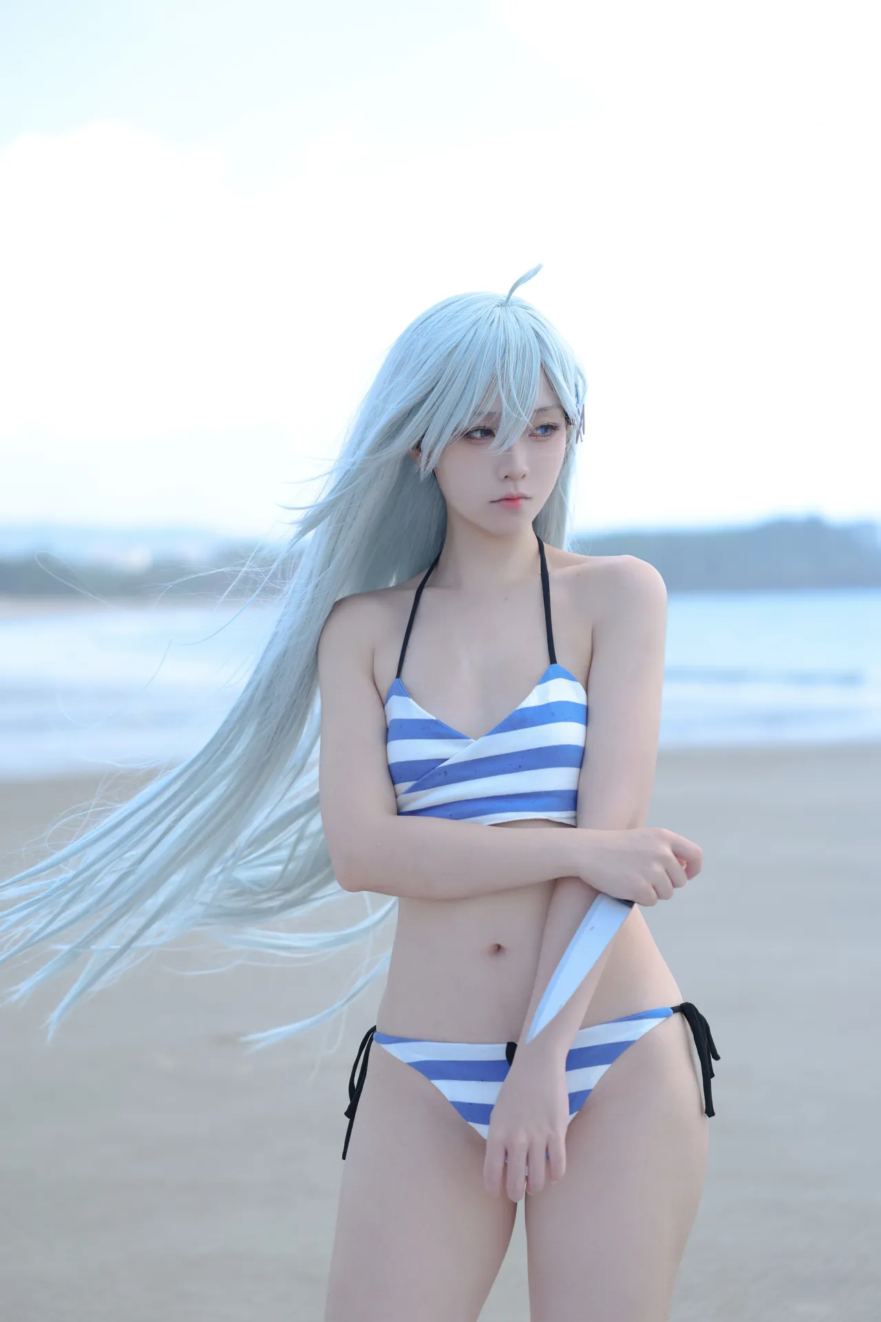 G44 does not hurt the Phantom swimsuit G44 does not hurt the Phantom swimsuit