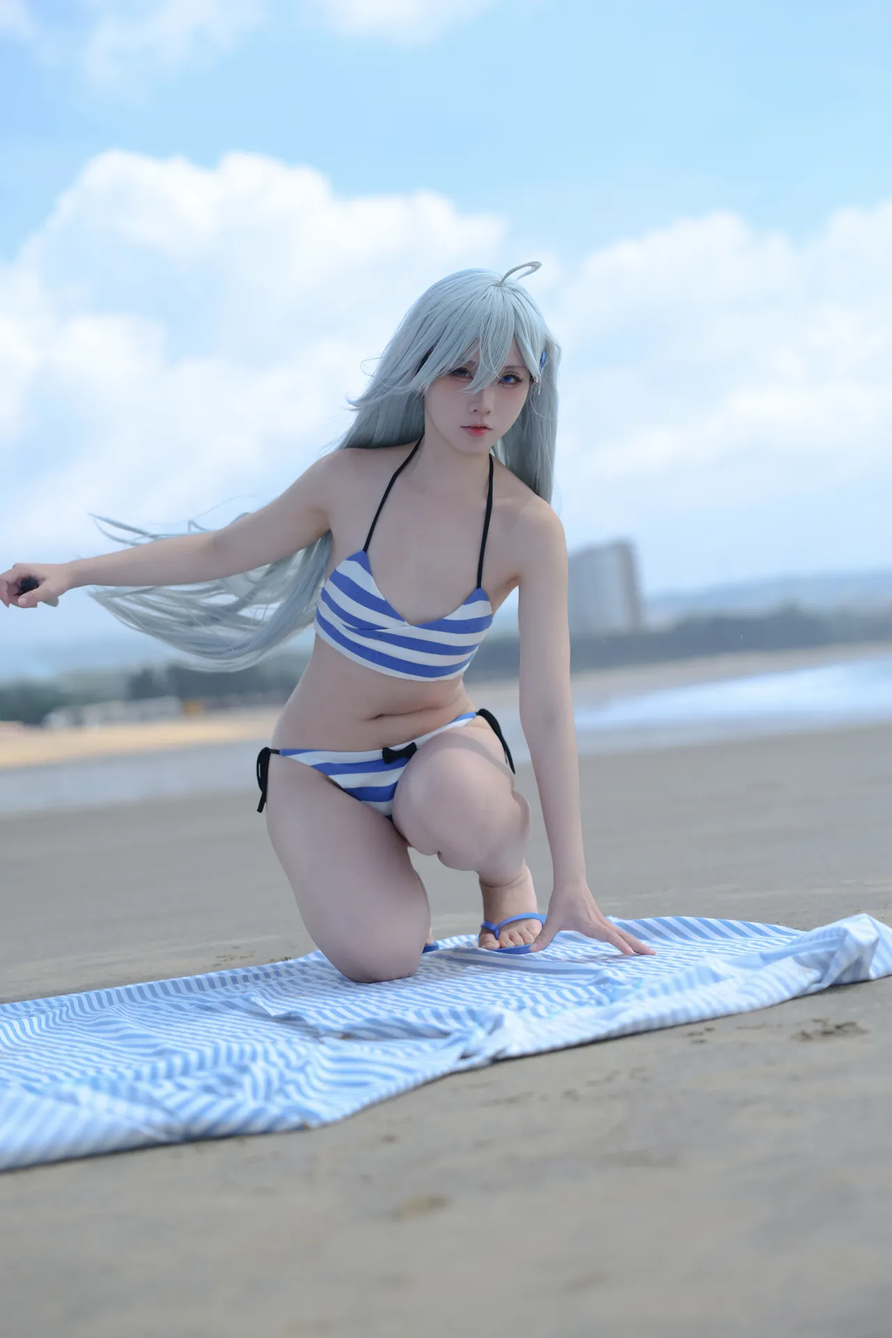 G44 does not hurt the Phantom swimsuit G44 does not hurt the Phantom swimsuit