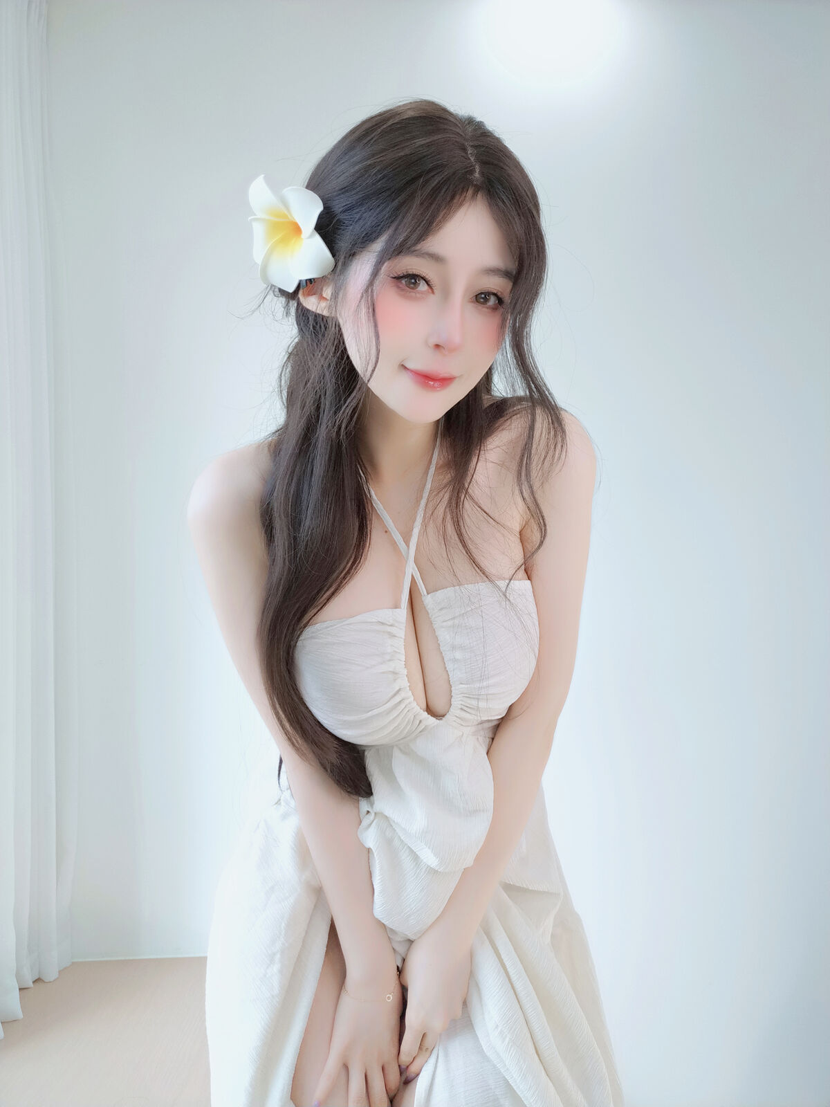 Coser@ Silver 81 - Fantia September 2025 Member Collection 15 Sets Part 01 (49P - 6V) Coser@ Silver 81 - Fantia September 2025 Member Collection 15 Sets Part 01 (49P - 6V)