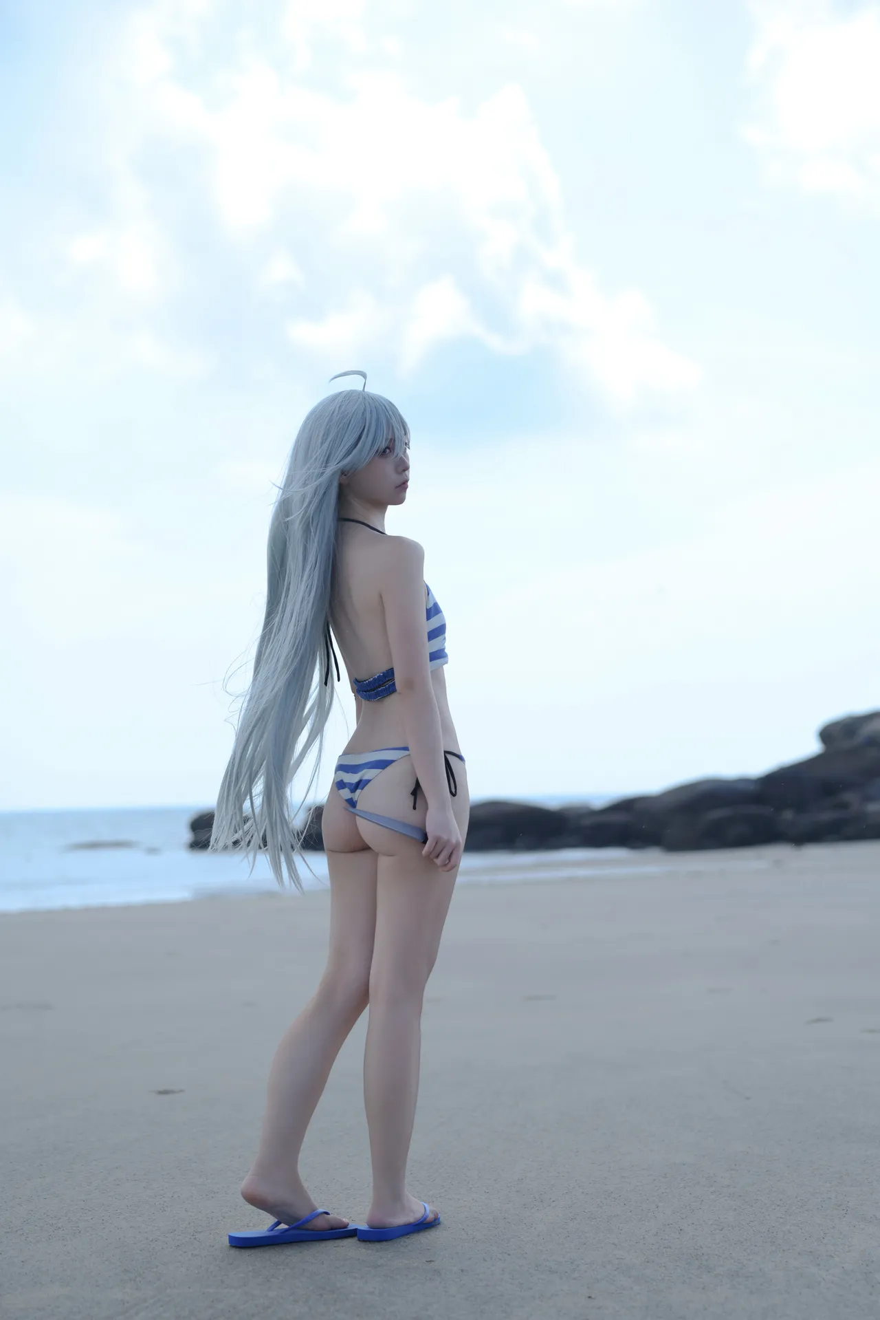 G44 does not hurt the Phantom swimsuit G44 does not hurt the Phantom swimsuit