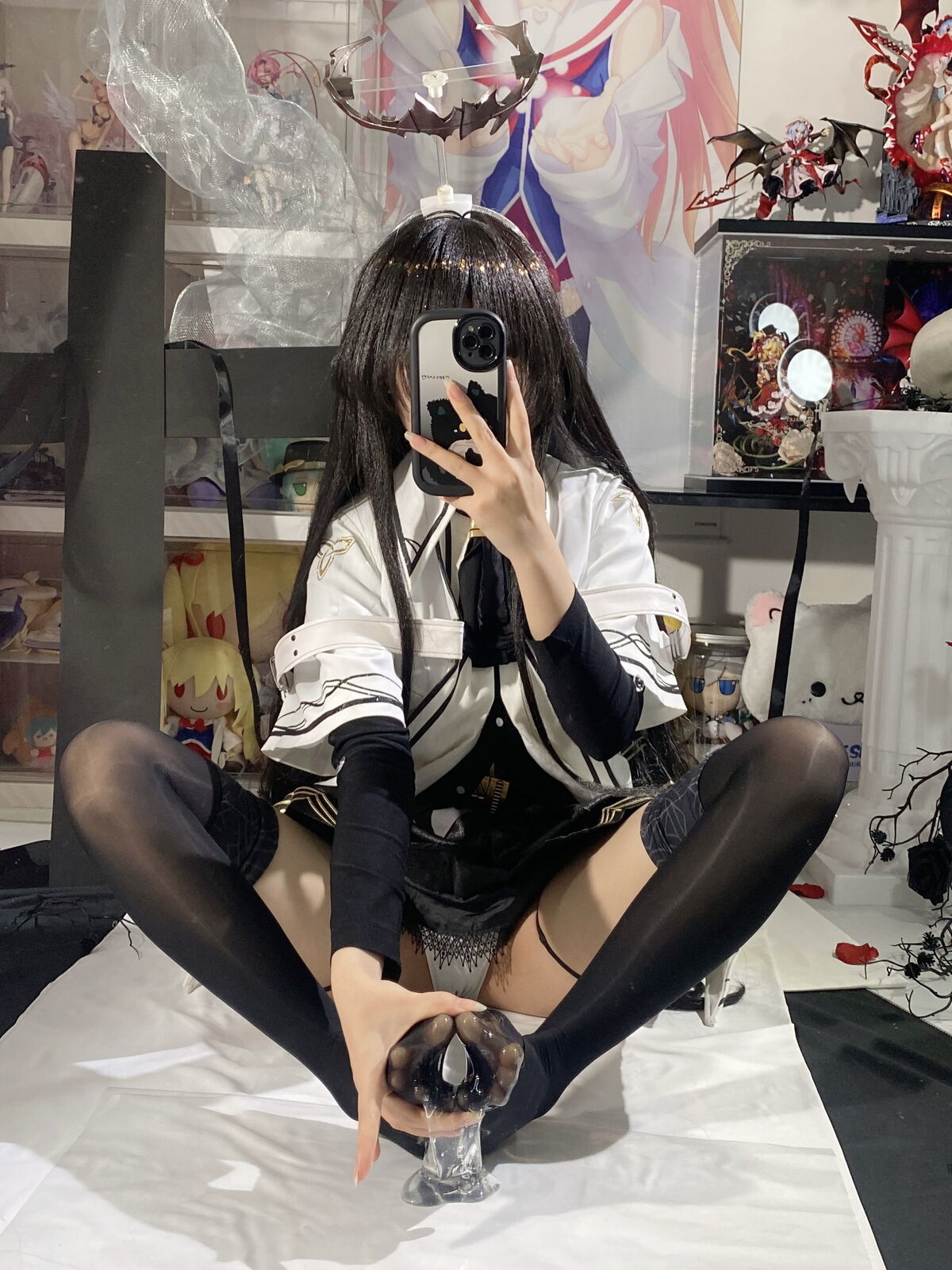 Coser@ White Oak Shirly - Arknights Arturo Part01 (66P - 28V) Coser@ White Oak Shirly - Arknights Arturo Part01 (66P - 28V)