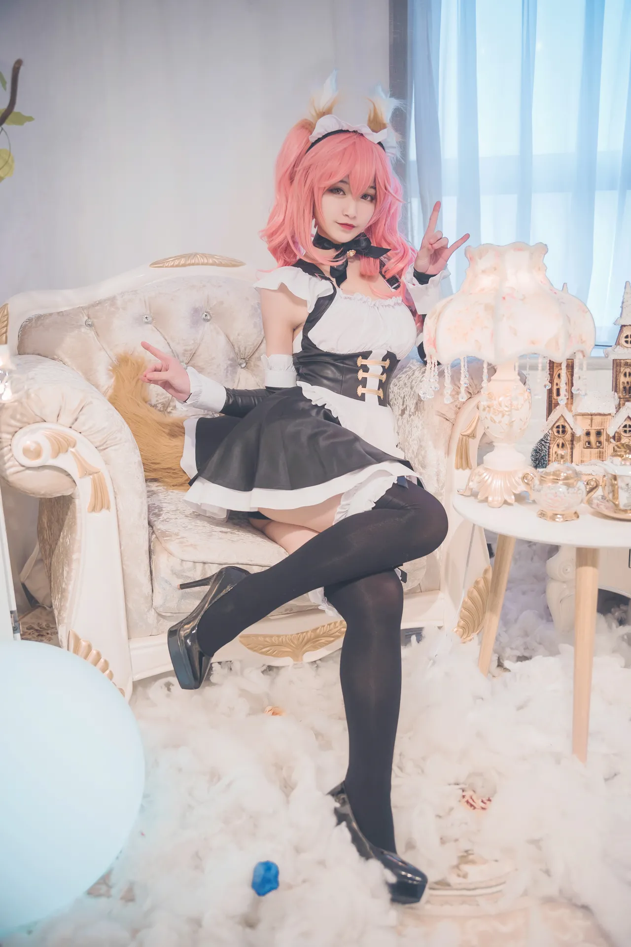 In front of Tamamo In front of Tamamo