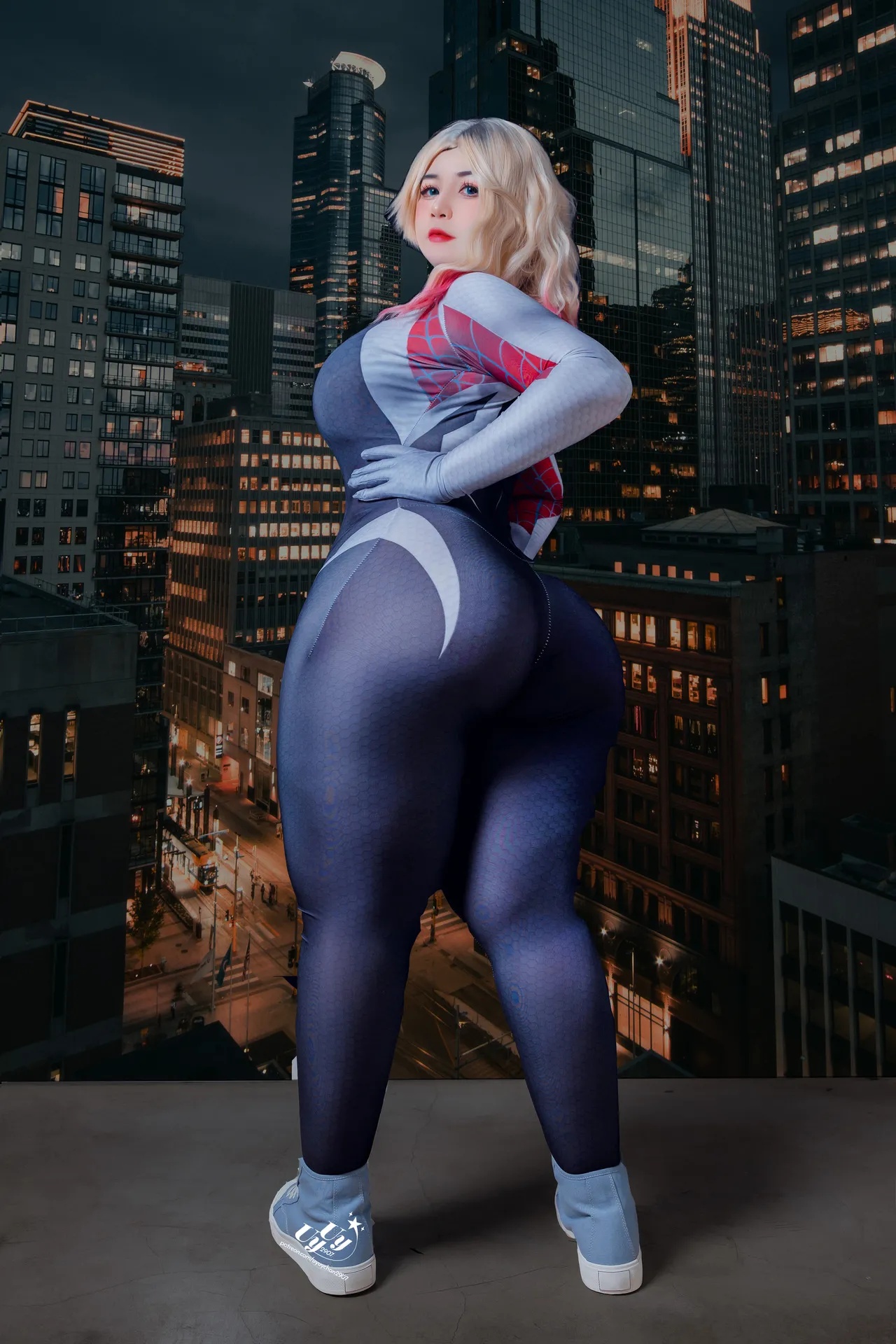 UyUy - Spider Gwen 1 UyUy - Spider Gwen 1